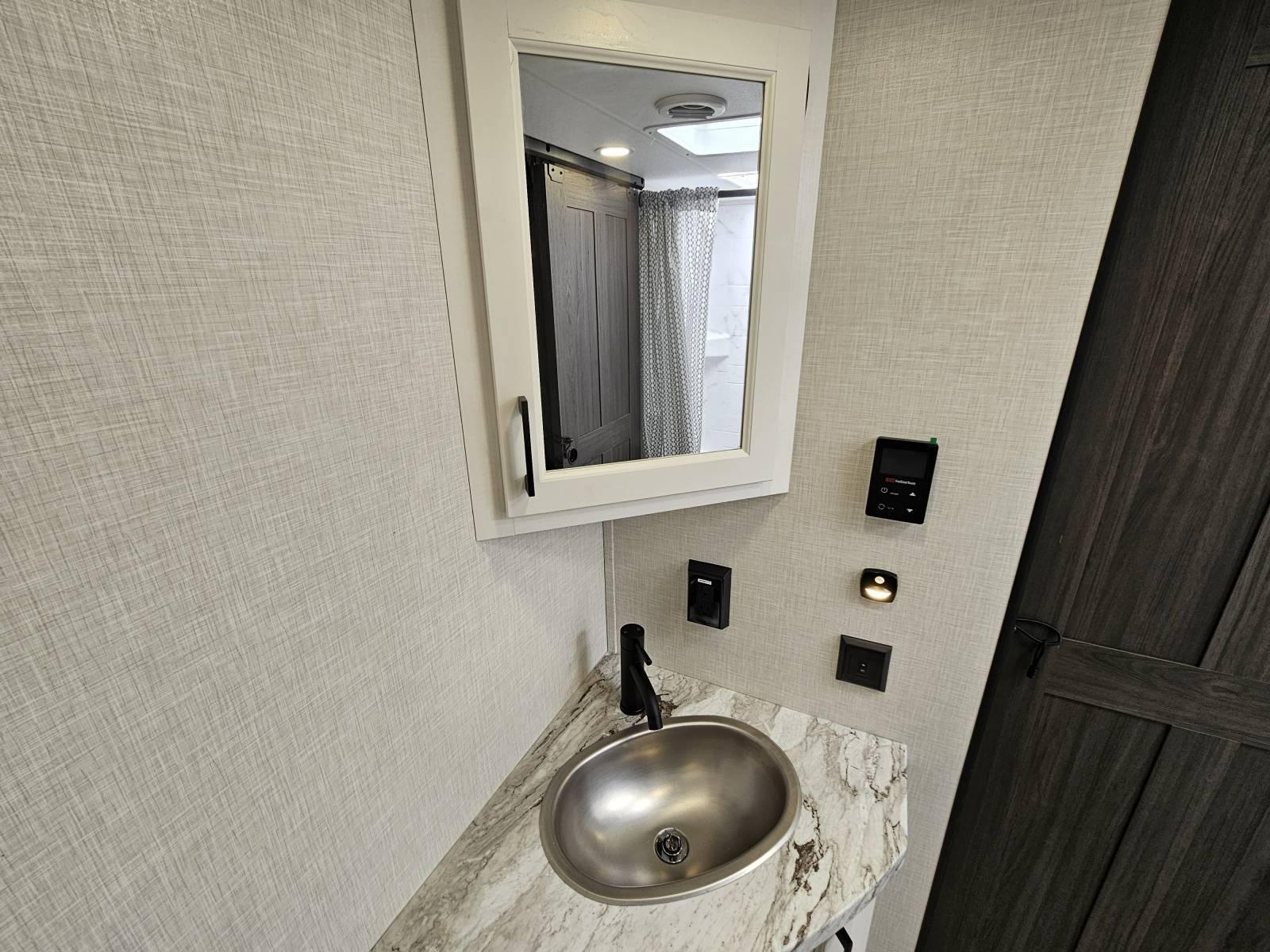 2026 Venture RV 2026 Venture RV Stratus - thumbnail 20