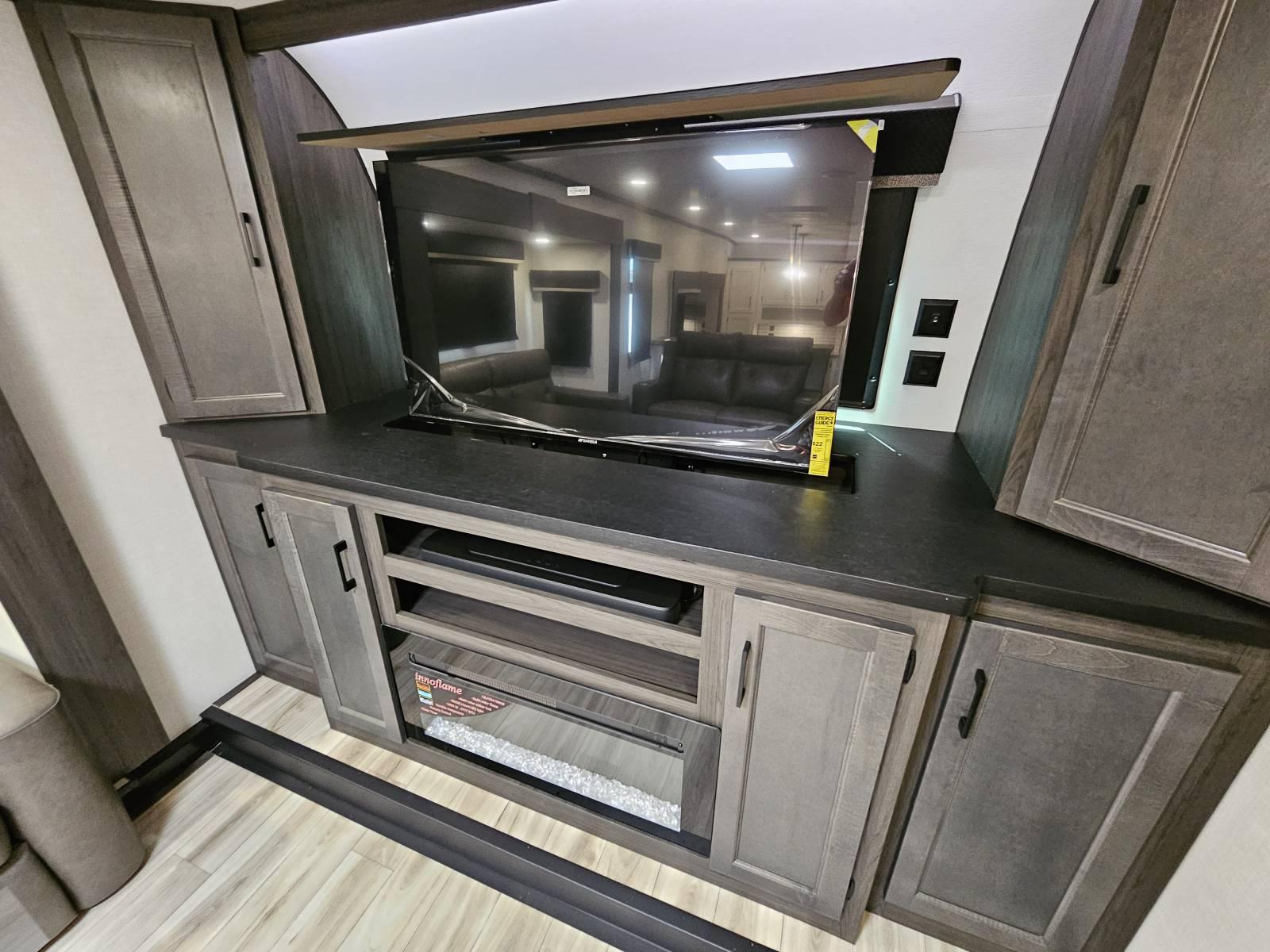 2026 Venture RV 2026 Venture RV SportTrek Touring Edition - thumbnail 10