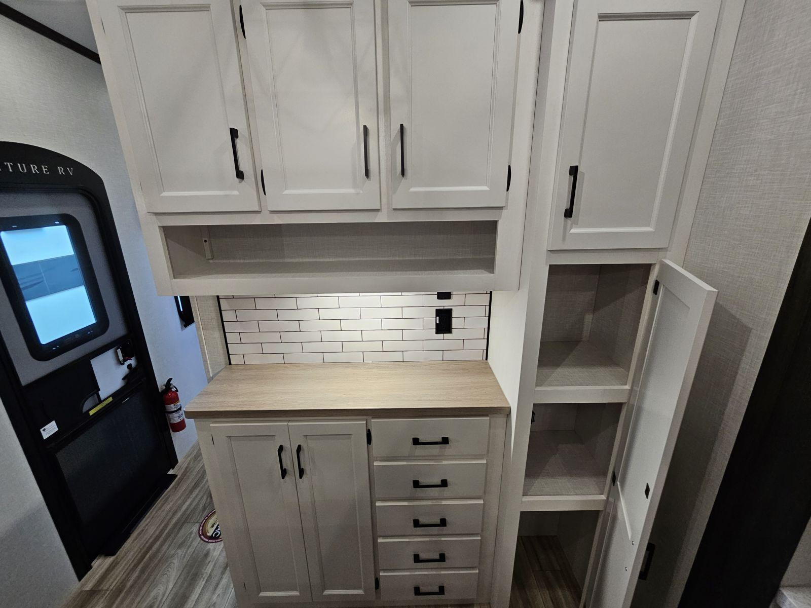 2026 Venture RV 2026 Venture RV SportTrek Touring Edition - thumbnail 16