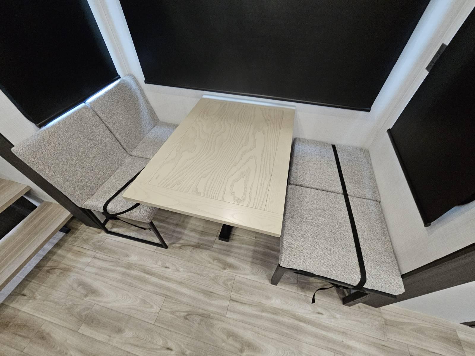 2026 Venture RV 2026 Venture RV SportTrek Touring Edition - thumbnail 18