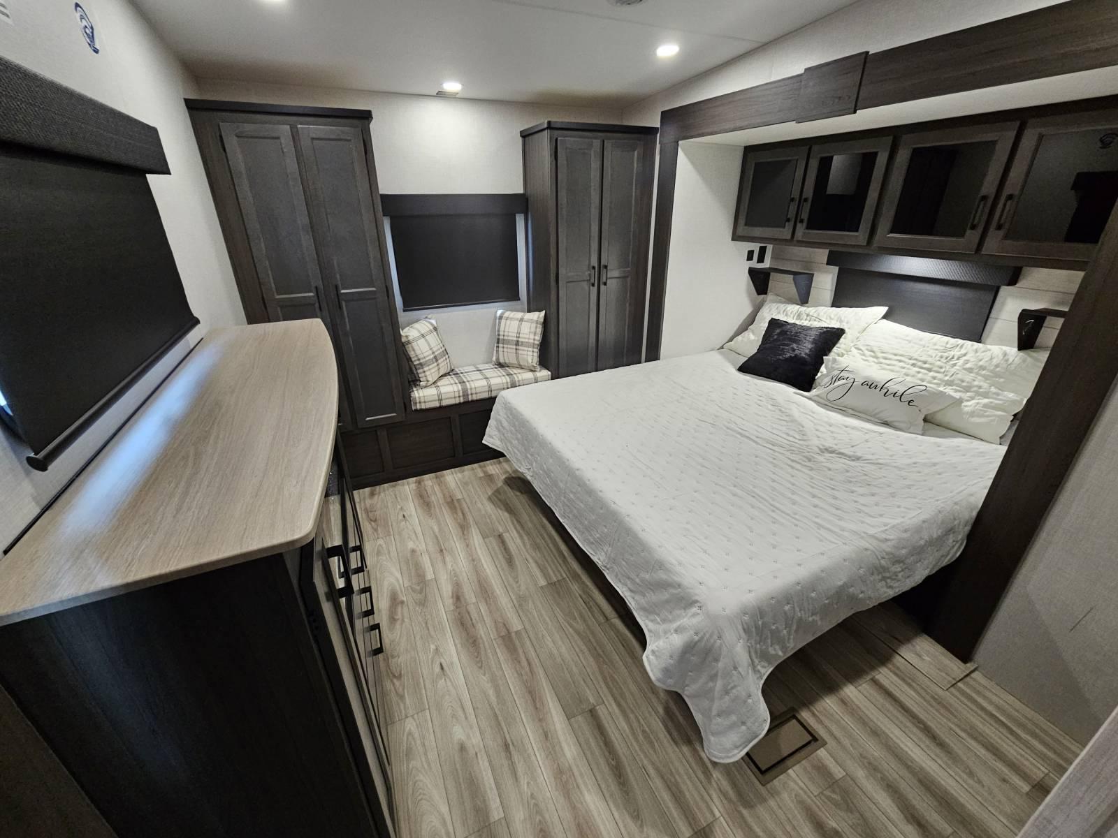 2026 Venture RV 2026 Venture RV SportTrek Touring Edition - thumbnail 19