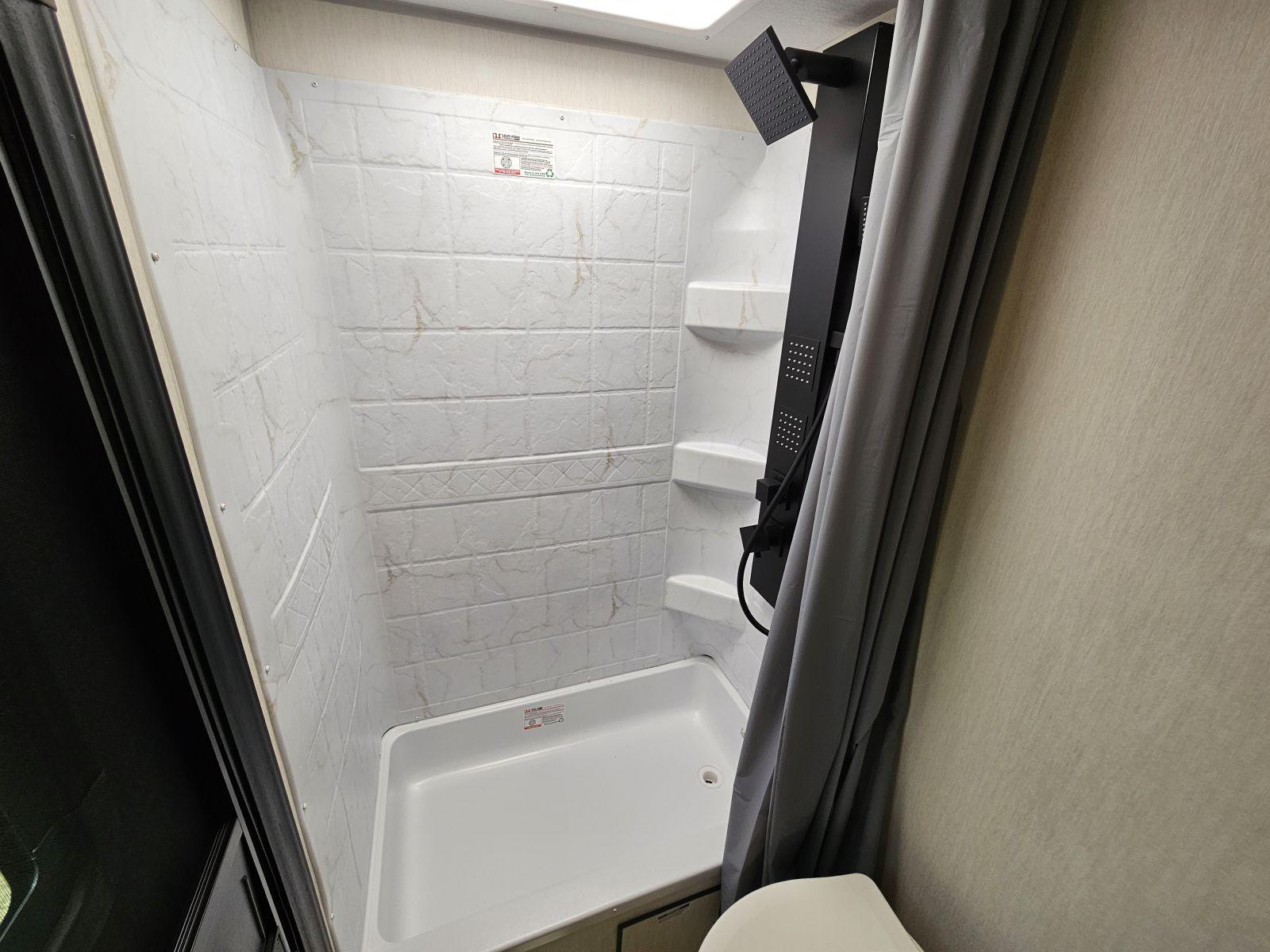 2026 Forest River 2026 Forest River Cherokee Grey Wolf Black Label - thumbnail 18