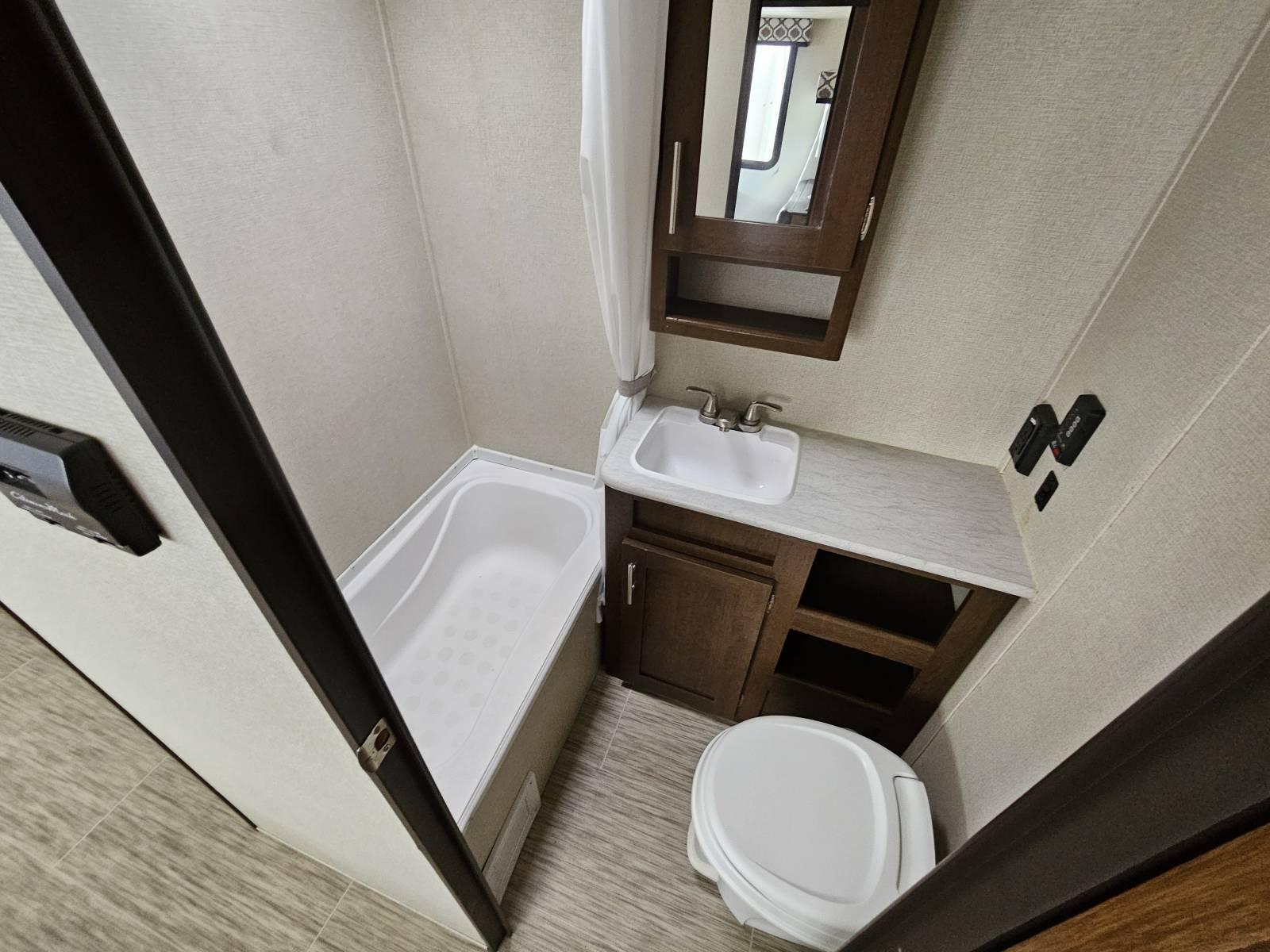 2020 Prime Time 2020 Prime Time Avenger - thumbnail 11