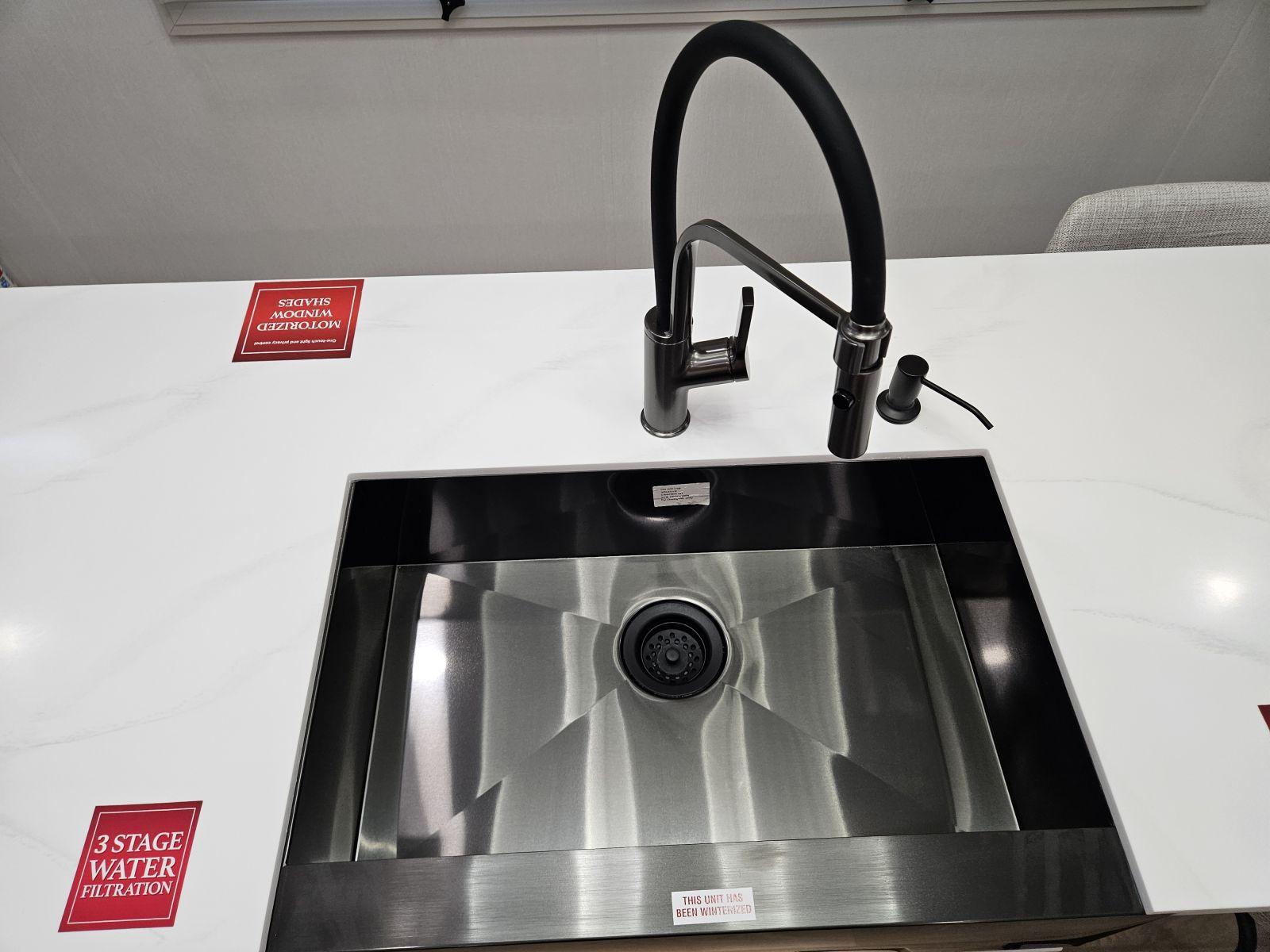 2026 Grand Design 2026 Grand Design Foundation - thumbnail 11