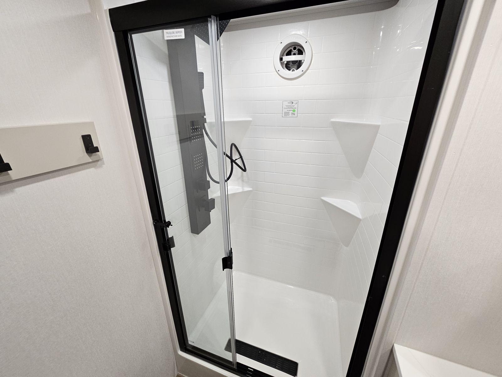 2026 Grand Design 2026 Grand Design Foundation - thumbnail 30