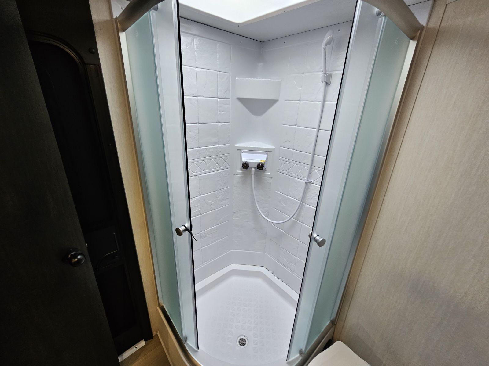 2026 Forest River 2026 Forest River Cherokee Grey Wolf - thumbnail 21