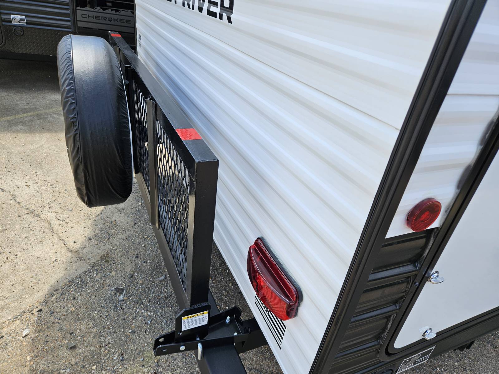 2026 Forest River 2026 Forest River Cherokee Grey Wolf - thumbnail 34