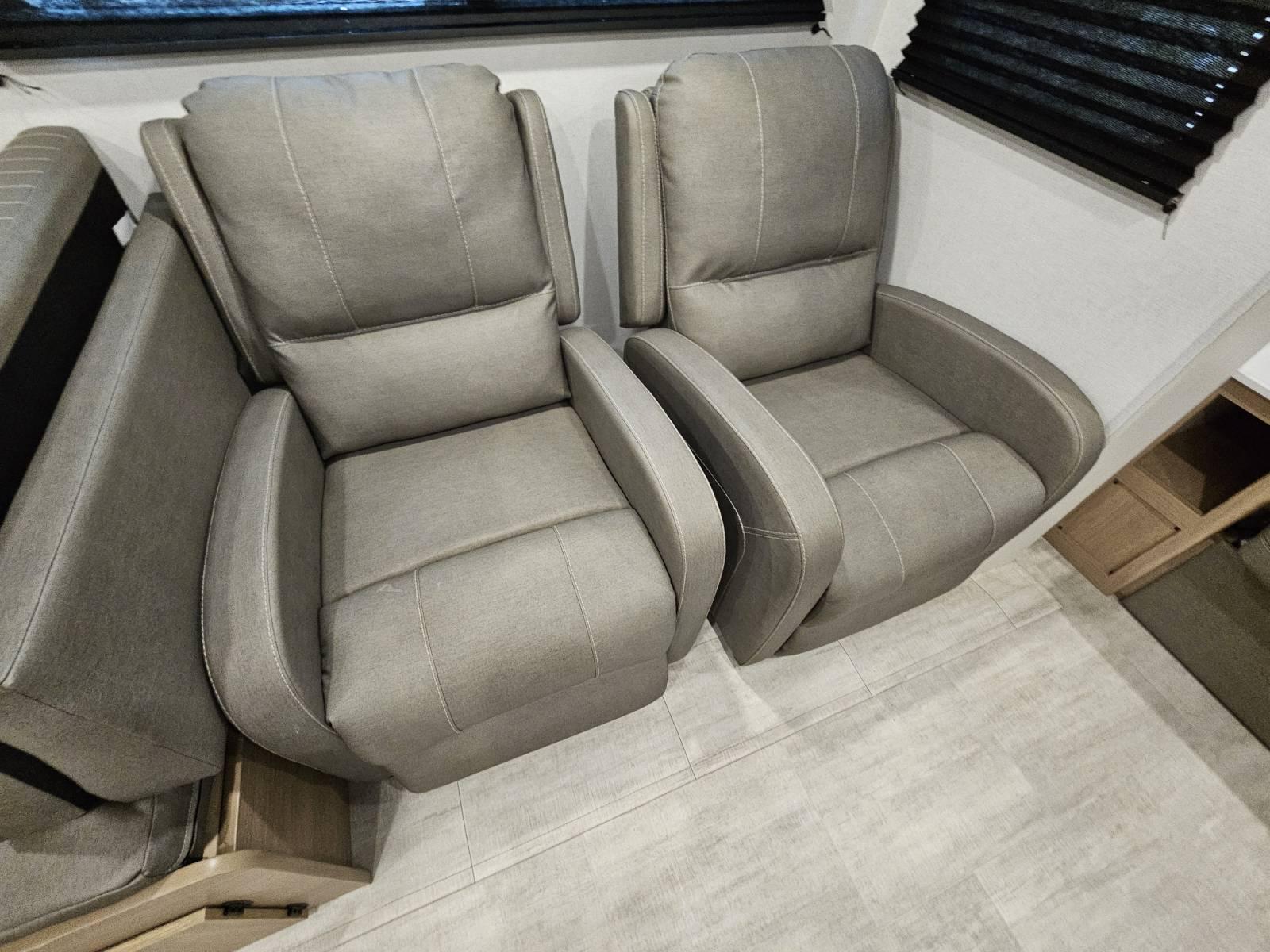 2026 Dutchmen 2026 Dutchmen Aspen Trail - thumbnail 7