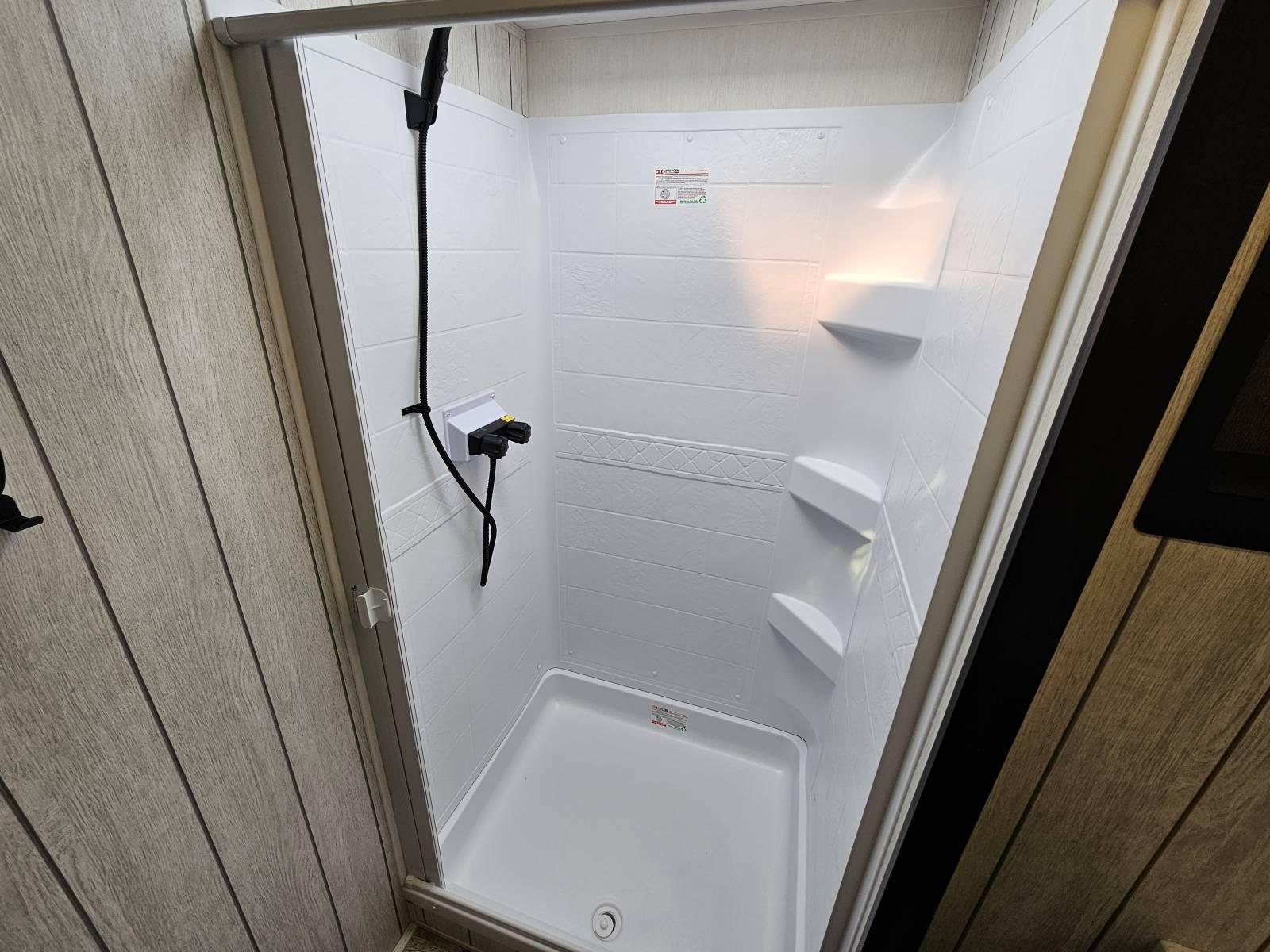 2025 Forest River 2025 Forest River Arctic Wolf - thumbnail 18