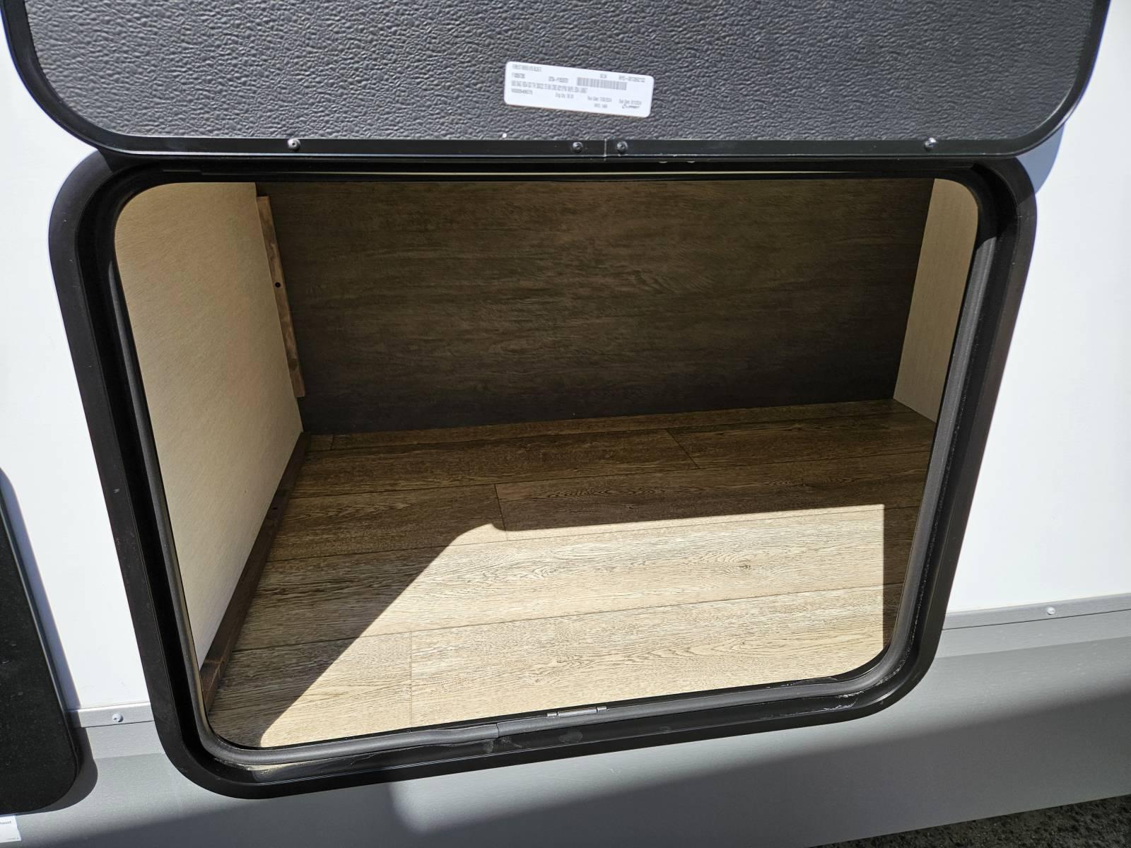 2025 Forest River 2025 Forest River Arctic Wolf - thumbnail 29