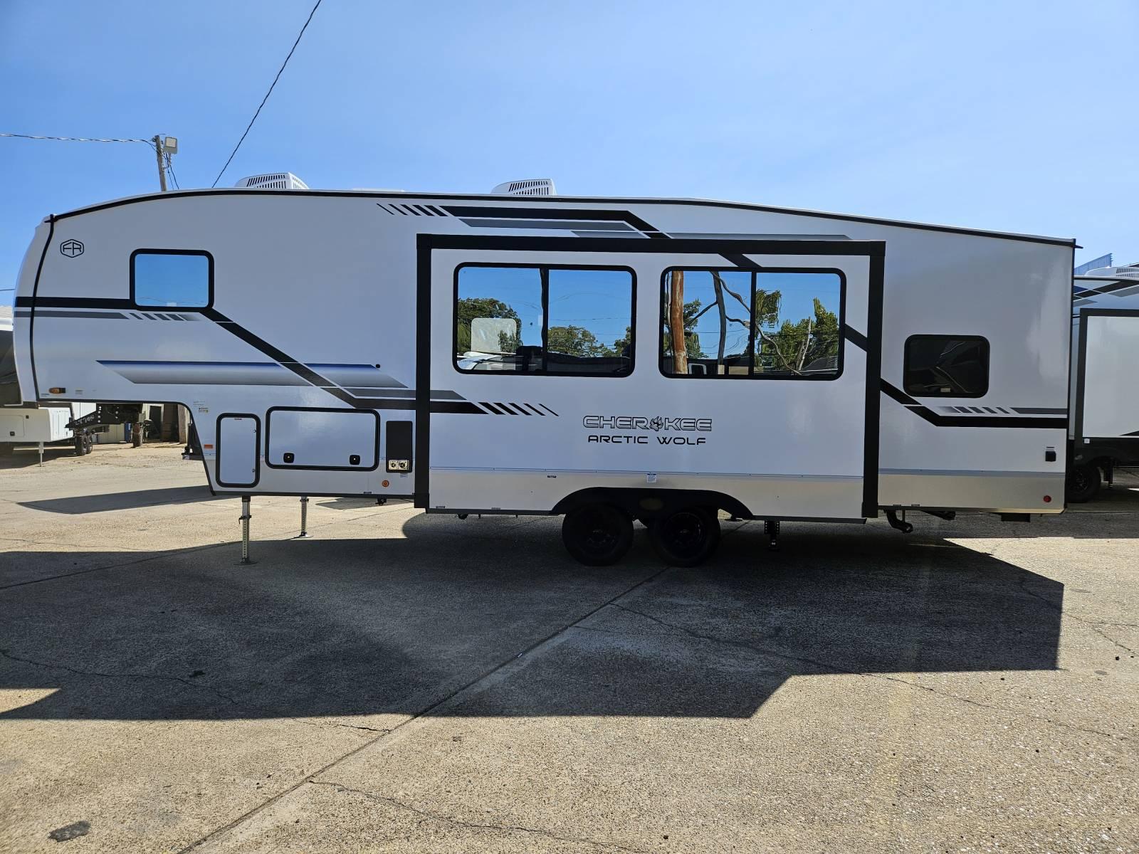 2025 Forest River 2025 Forest River Arctic Wolf - thumbnail 33