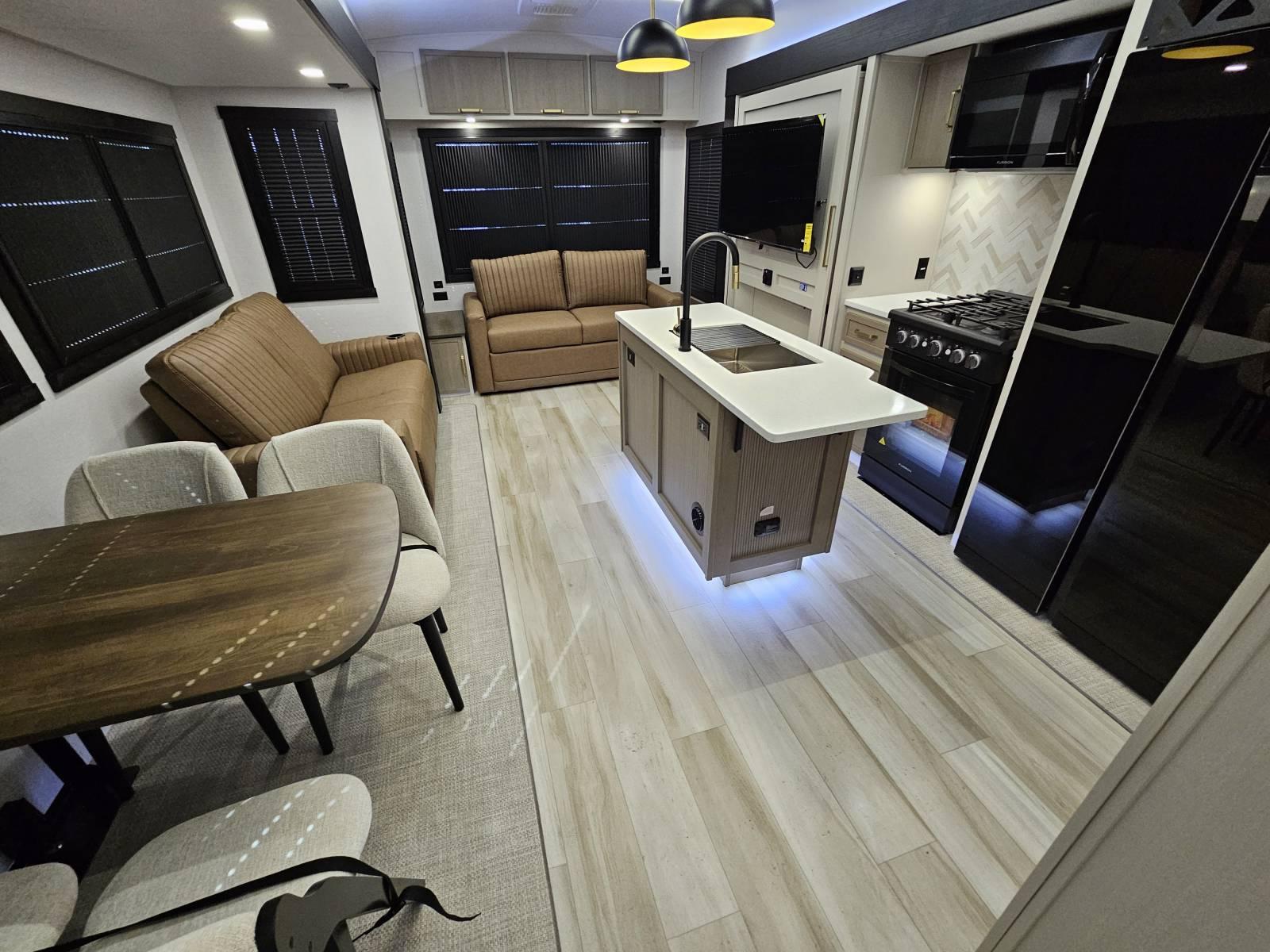 2026 Forest River 2026 Forest River Wildwood Heritage Glen - thumbnail 4