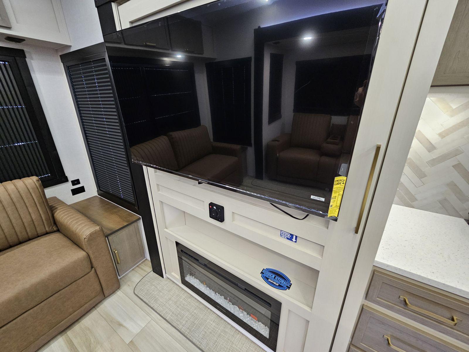 2026 Forest River 2026 Forest River Wildwood Heritage Glen - thumbnail 8