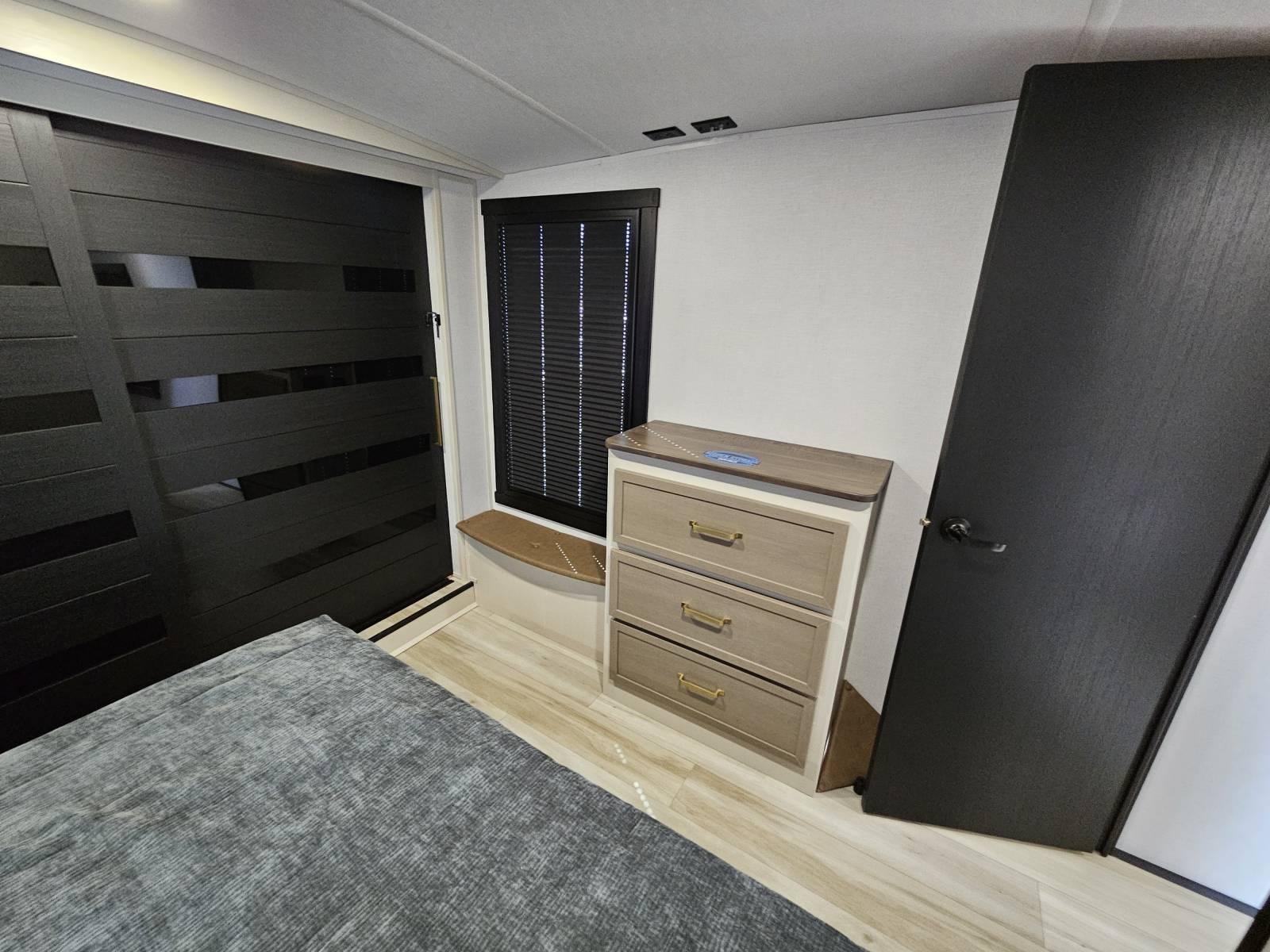 2026 Forest River 2026 Forest River Wildwood Heritage Glen - thumbnail 18