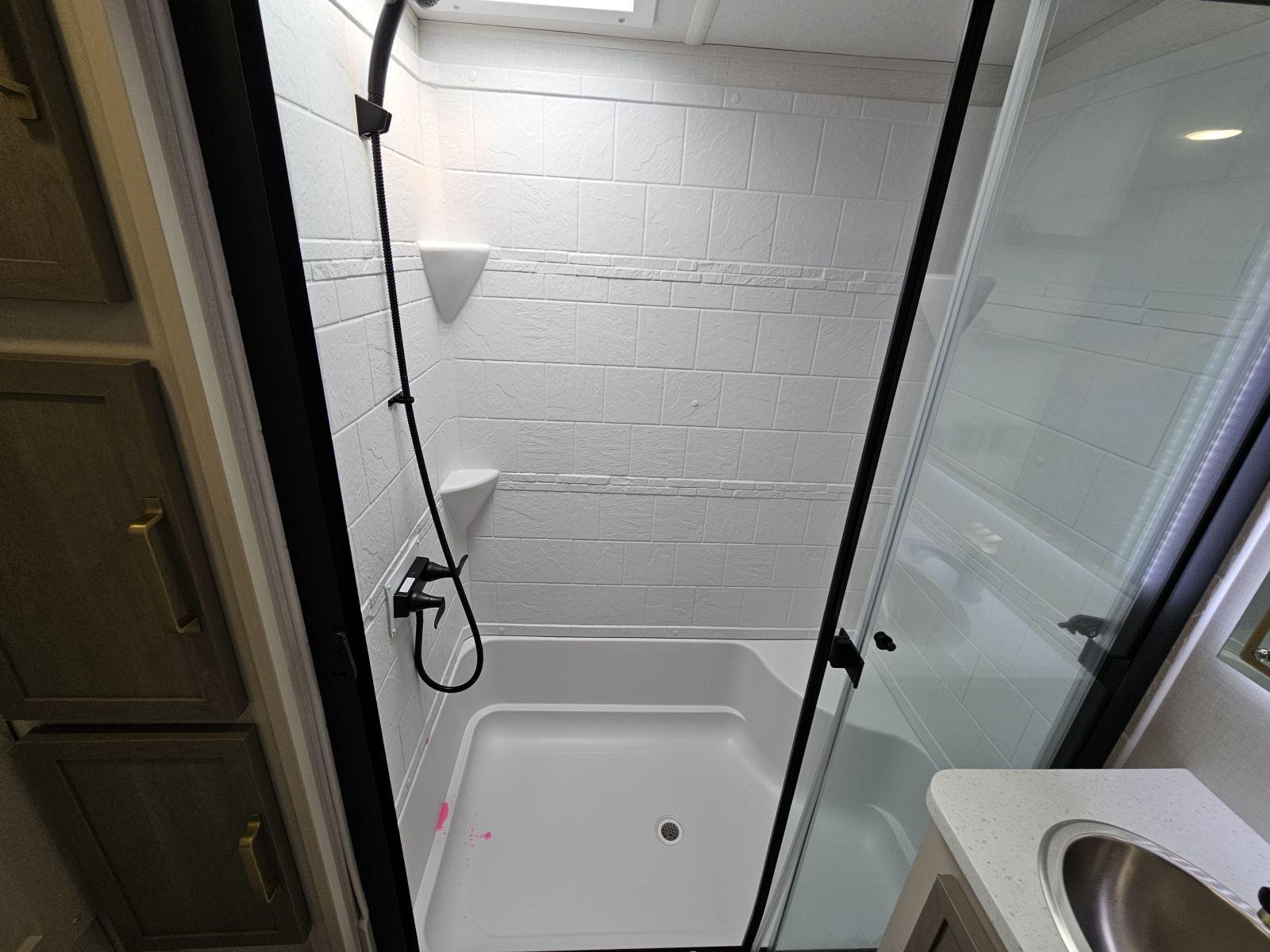 2026 Forest River 2026 Forest River Wildwood Heritage Glen - thumbnail 33