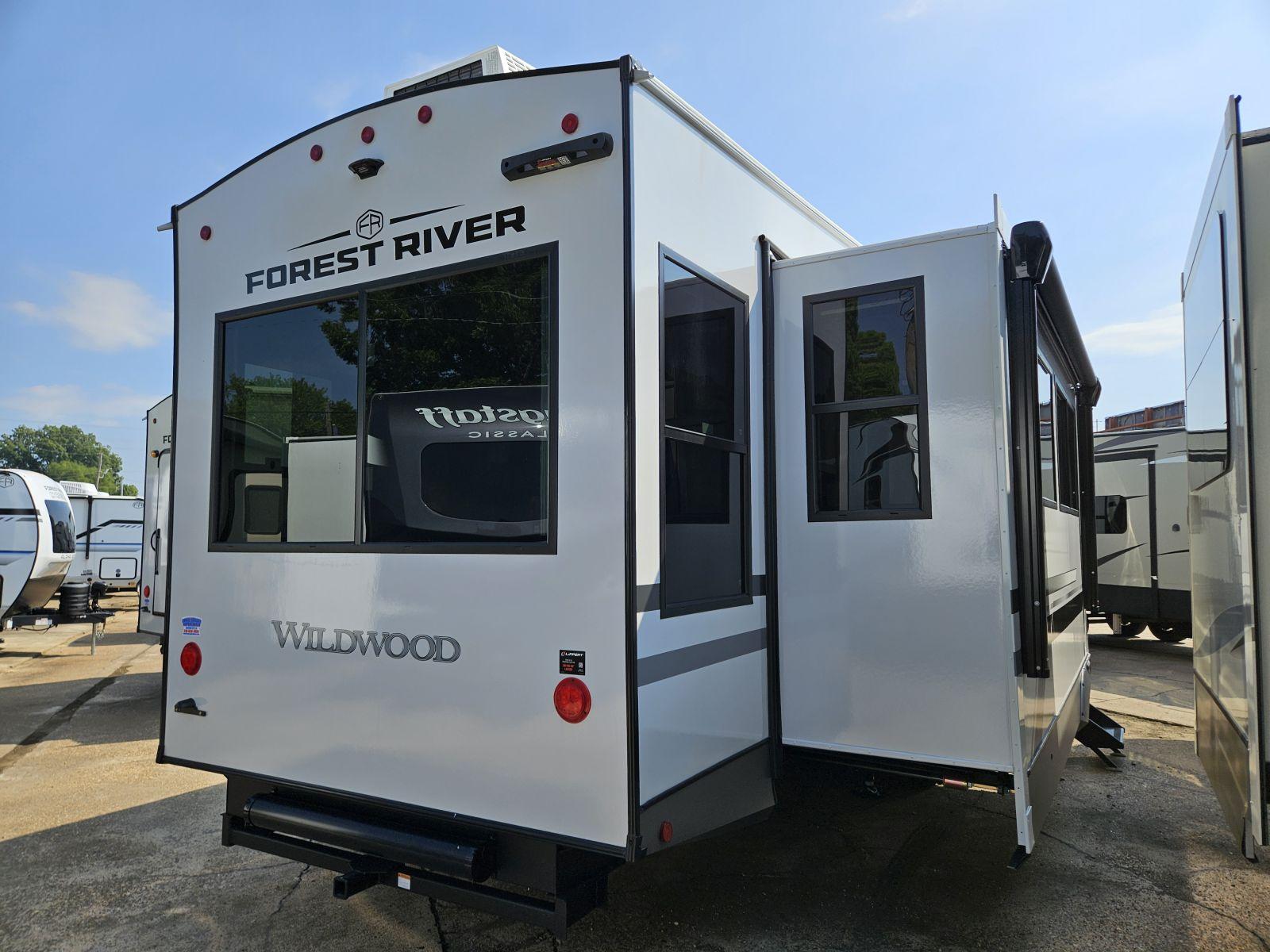 2026 Forest River 2026 Forest River Wildwood Heritage Glen - thumbnail 46