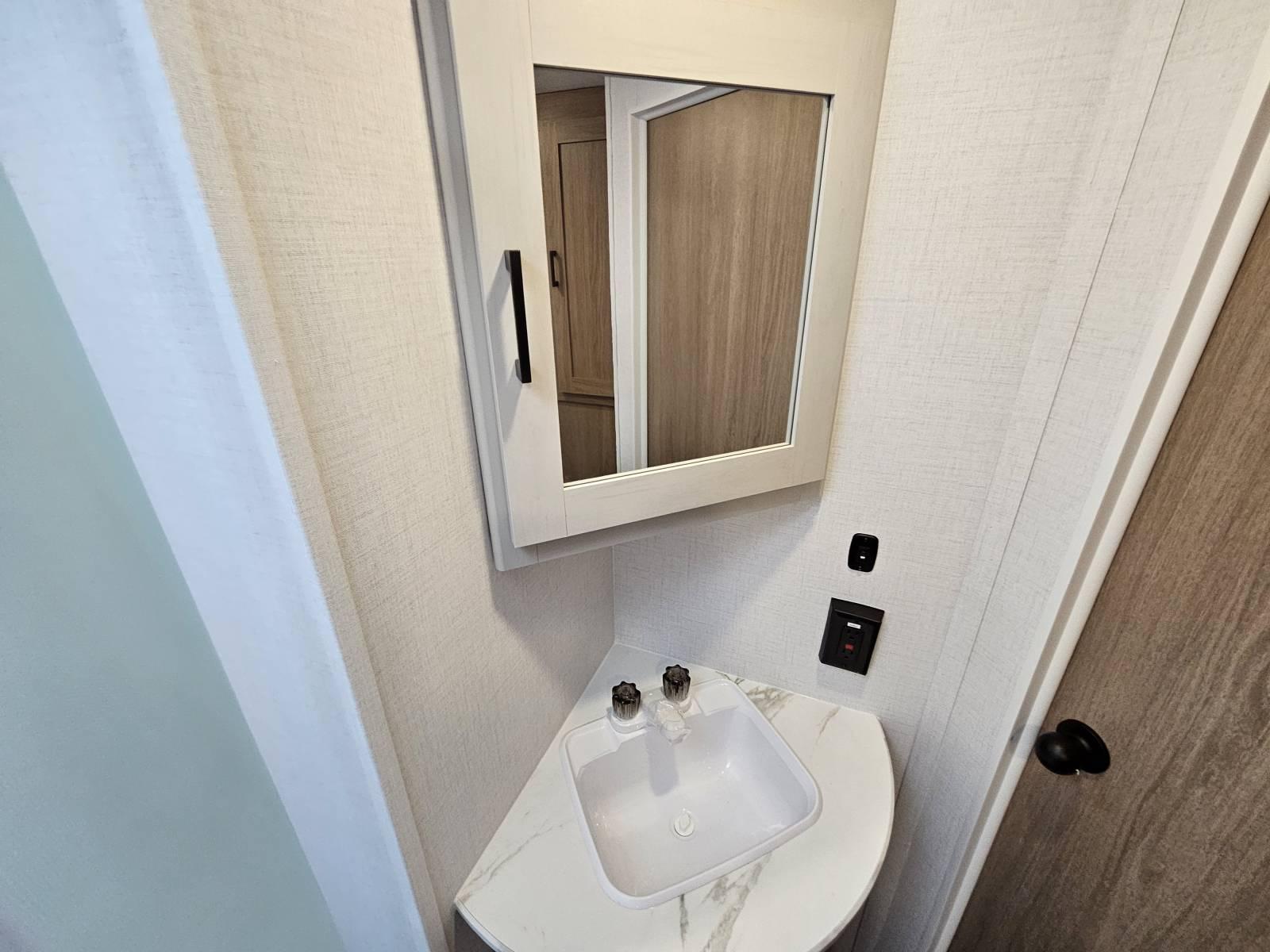 2026 Dutchmen 2026 Dutchmen Aspen Trail - thumbnail 17