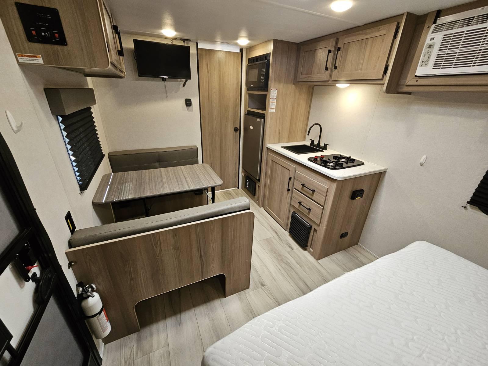 2025 Keystone 2025 Keystone Coleman - thumbnail 4