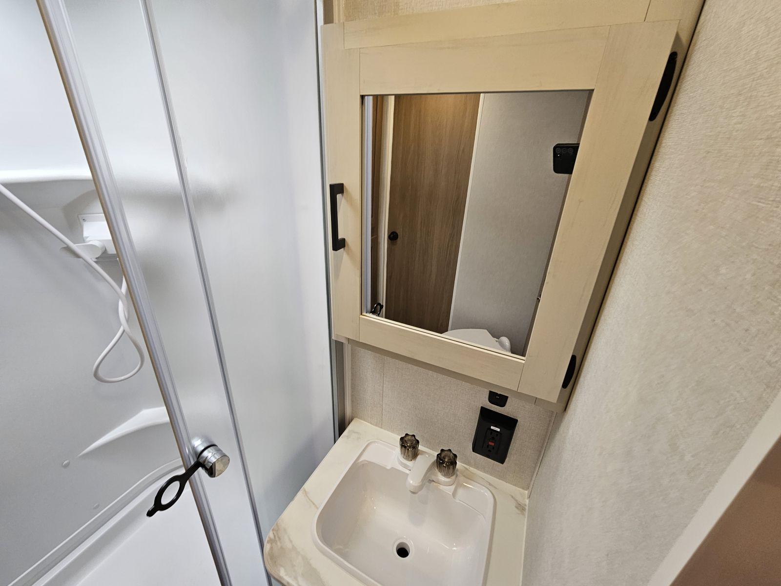 2026 Dutchmen 2026 Dutchmen Aspen Trail - thumbnail 17