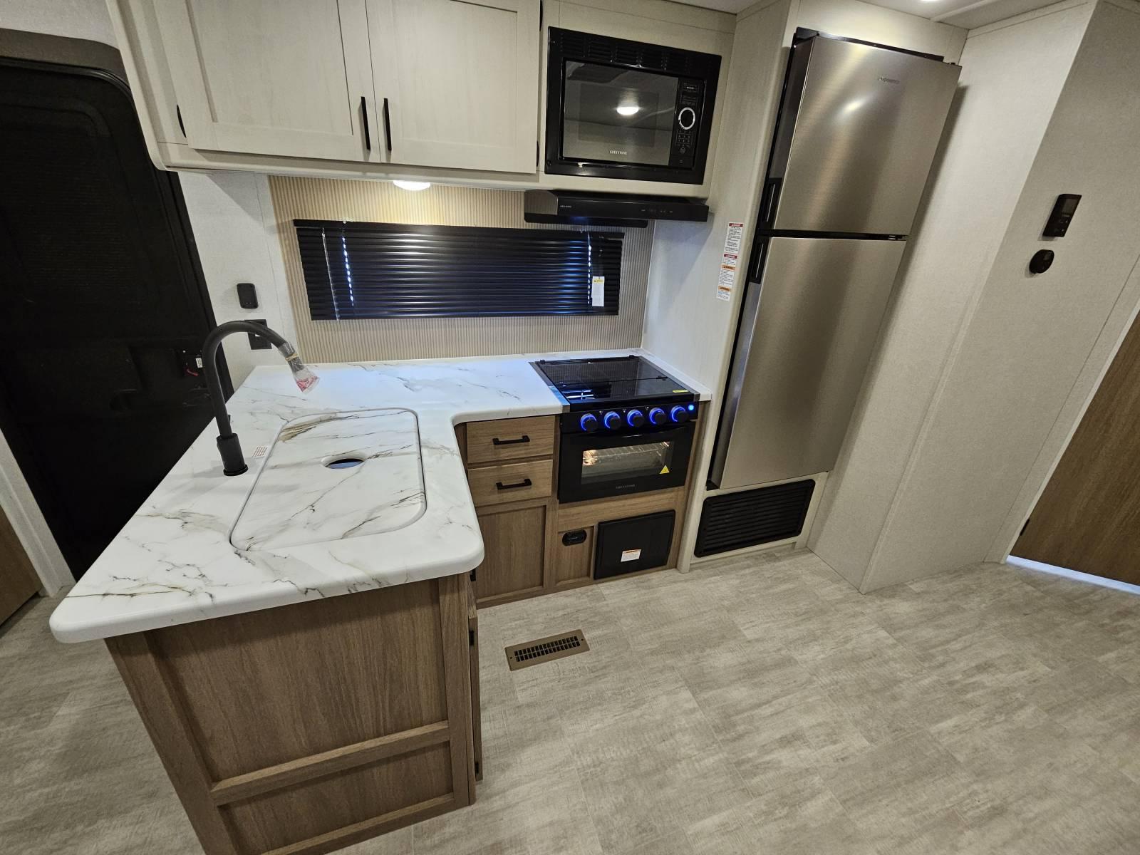 2026 Dutchmen 2026 Dutchmen Aspen Trail - thumbnail 8