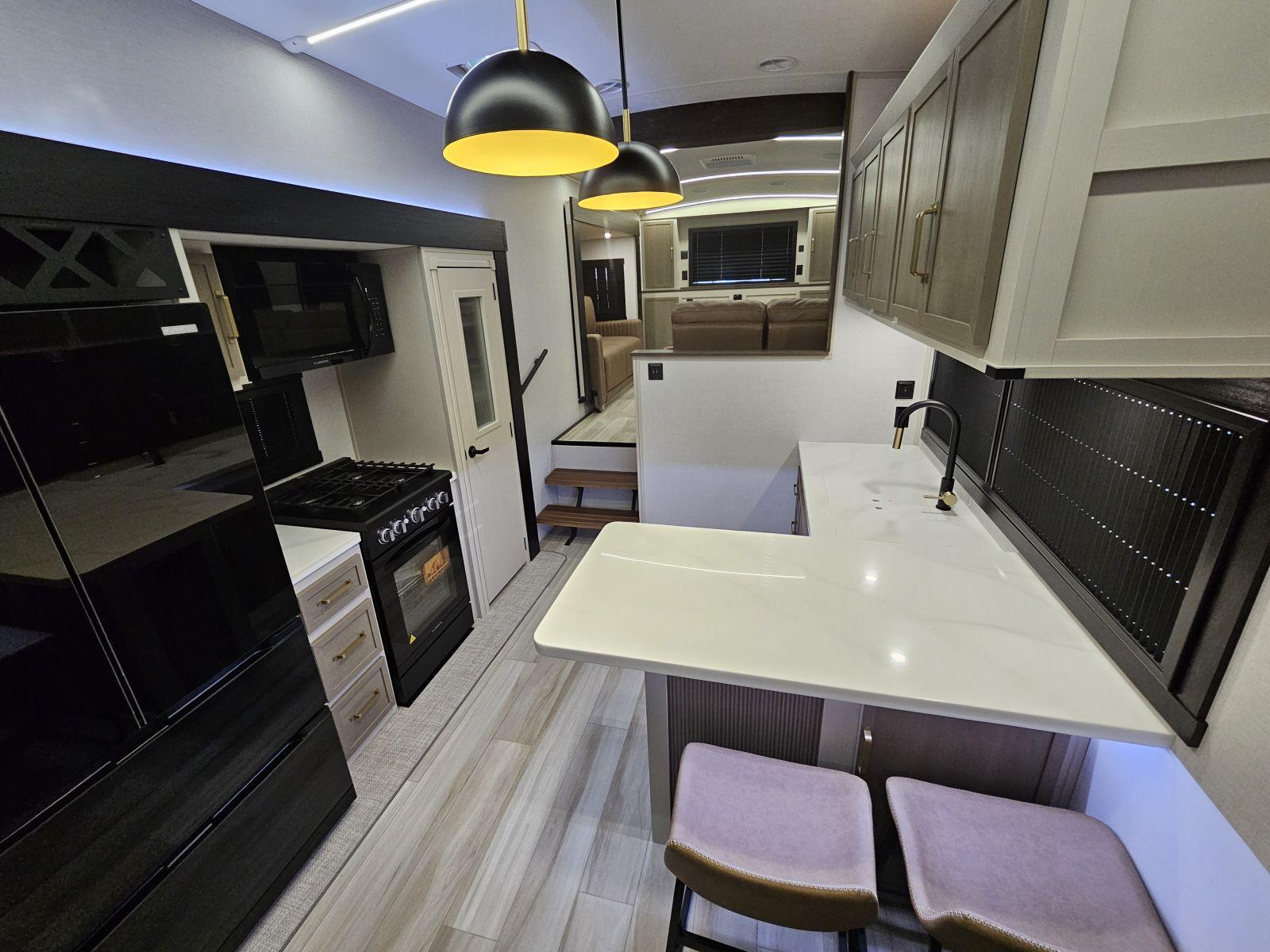 2026 Forest River 2026 Forest River Wildwood Heritage Glen - thumbnail 4