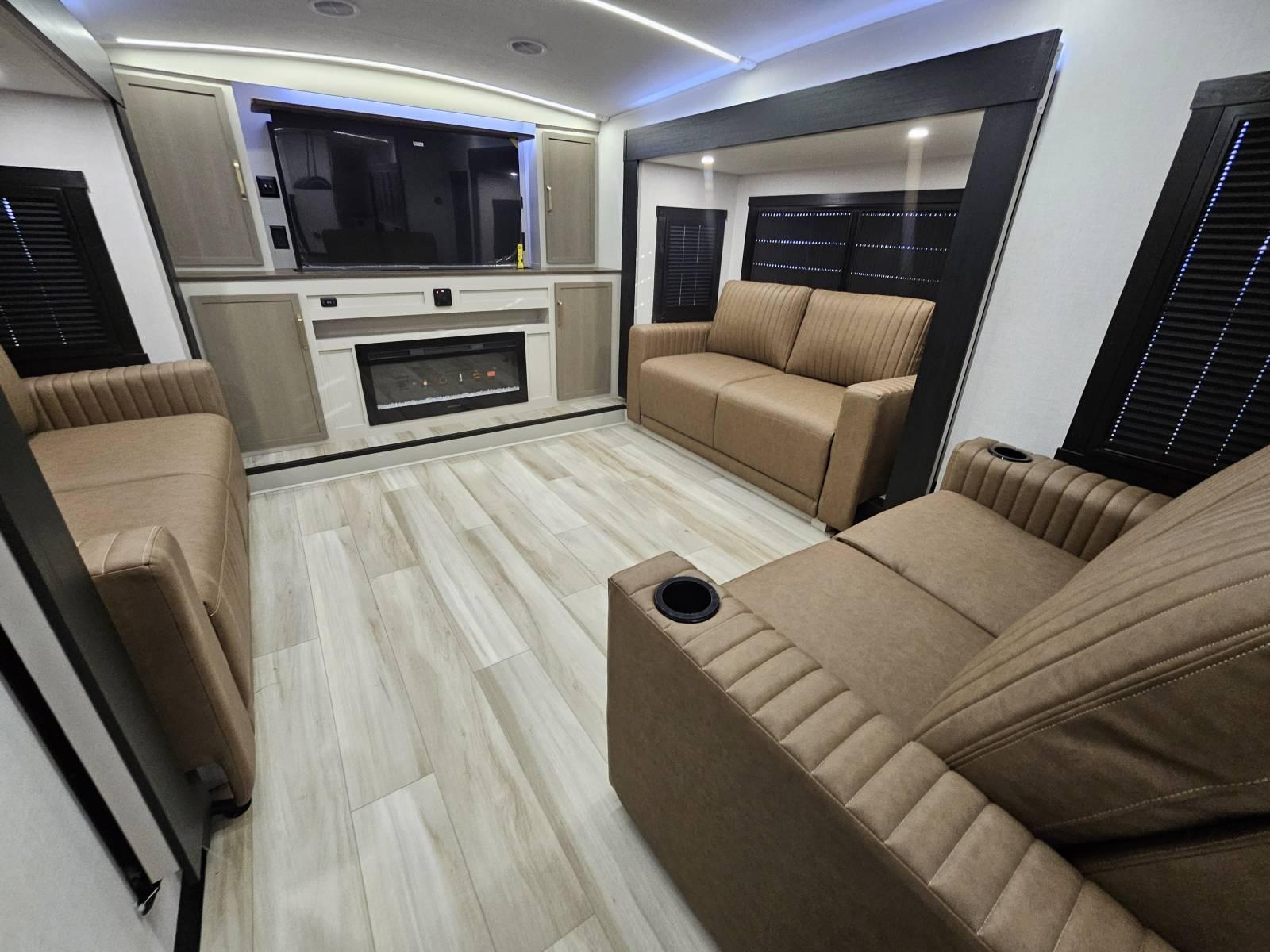 2026 Forest River 2026 Forest River Wildwood Heritage Glen - thumbnail 6