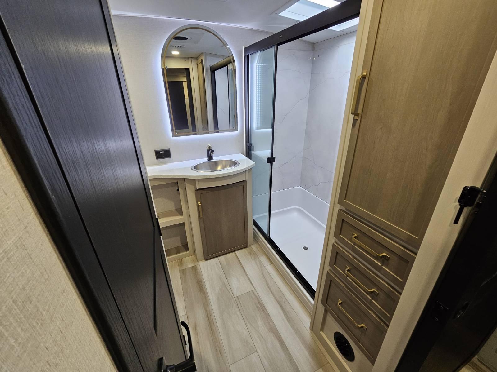 2026 Forest River 2026 Forest River Wildwood Heritage Glen - thumbnail 19