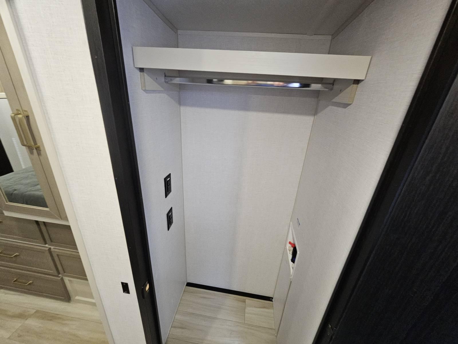 2026 Forest River 2026 Forest River Wildwood Heritage Glen - thumbnail 23