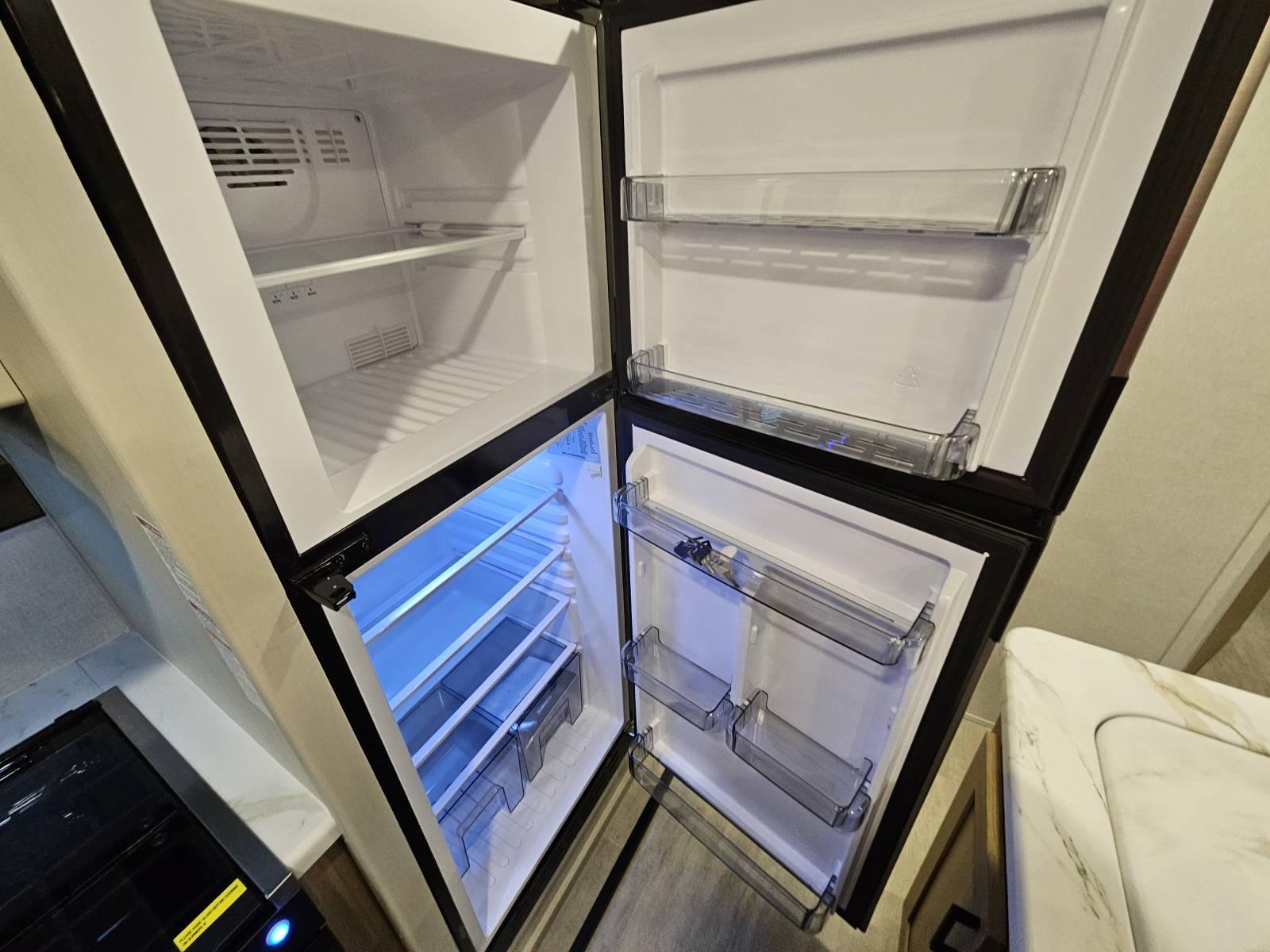 2026 Dutchmen 2026 Dutchmen Aspen Trail - thumbnail 12