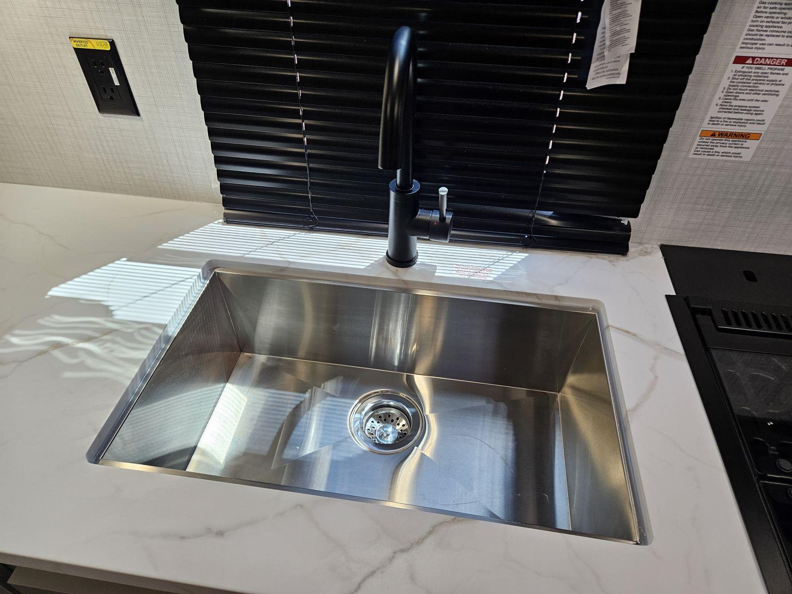 2026 Keystone 2026 Keystone Hideout - thumbnail 10