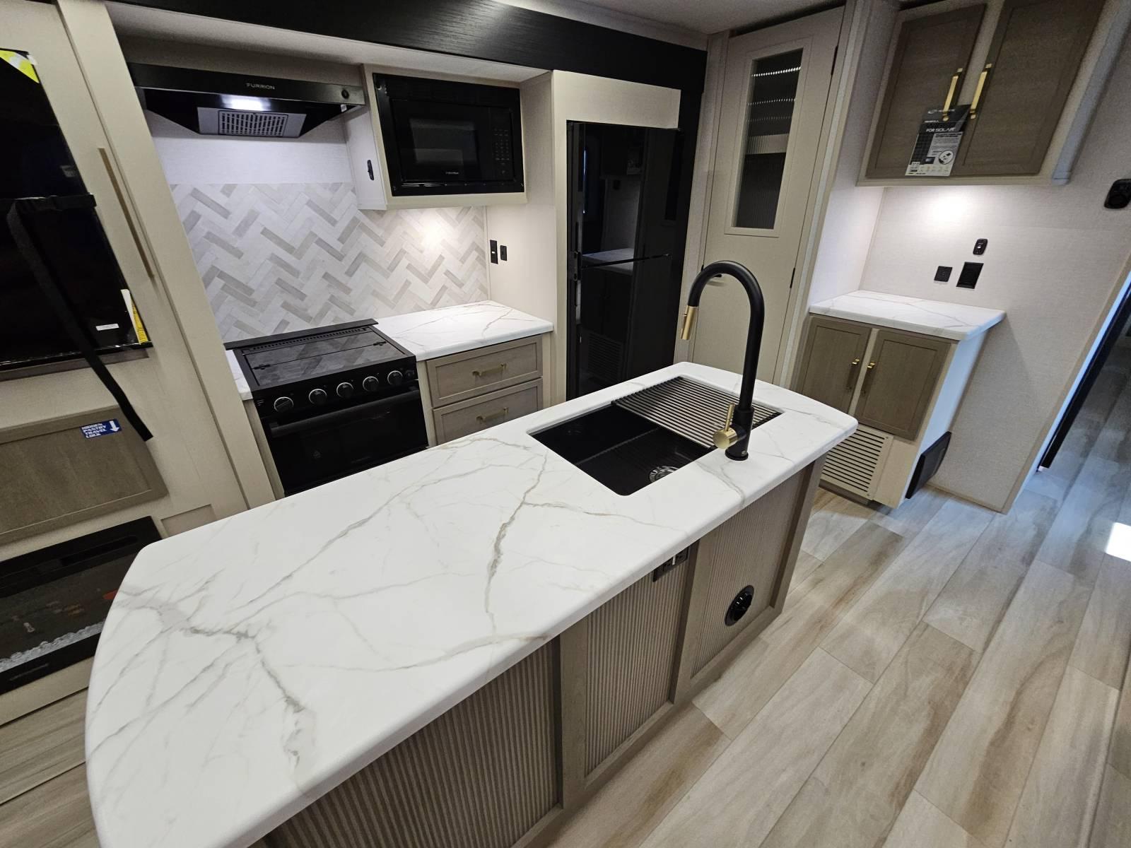 2026 Forest River RV 2026 Forest River RV Wildwood Heritage Glen - thumbnail 9