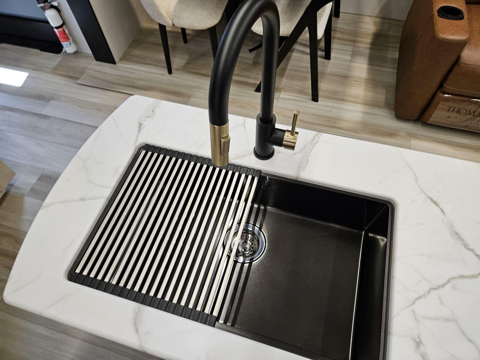 2026 Forest River RV 2026 Forest River RV Wildwood Heritage Glen - thumbnail 11