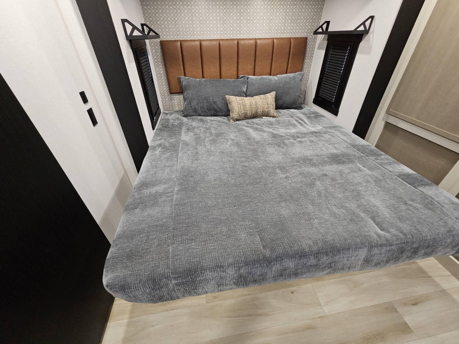 2026 Forest River RV 2026 Forest River RV Wildwood Heritage Glen - thumbnail 17