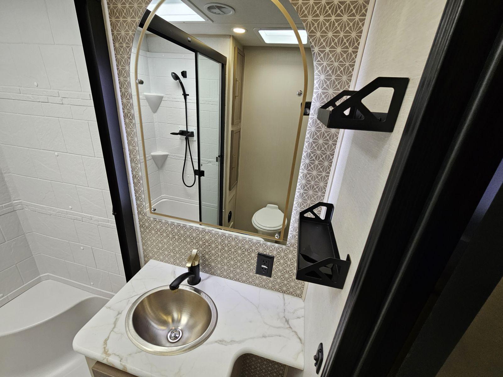 2026 Forest River RV 2026 Forest River RV Wildwood Heritage Glen - thumbnail 23