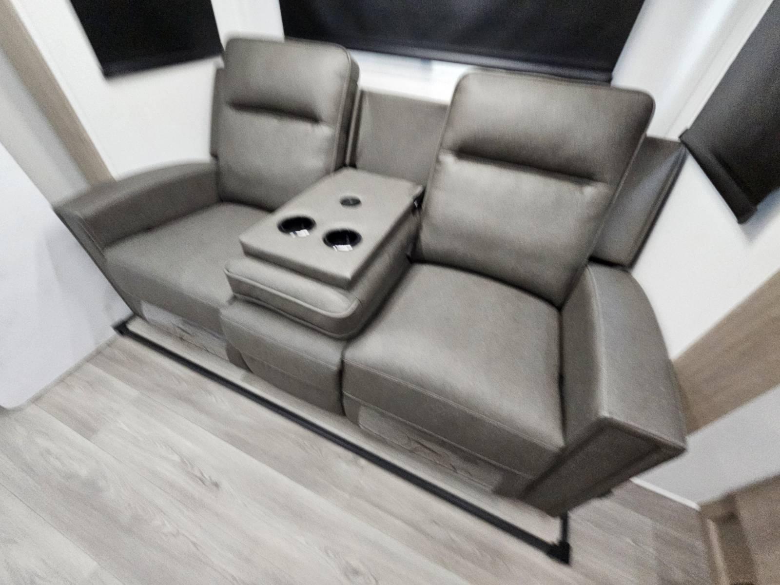 2026 Grand Design 2026 Grand Design Imagine Xls - thumbnail 7