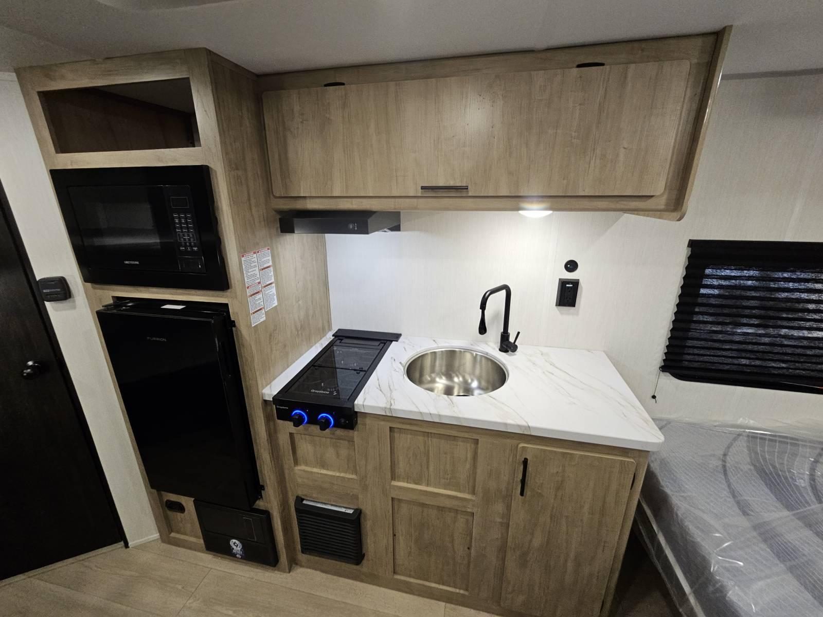 2026 Forest River RV 2026 Forest River RV Cherokee Wolf Pup - thumbnail 7