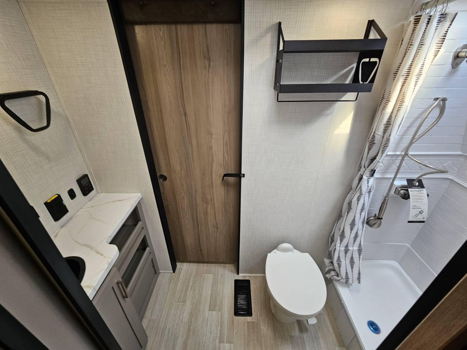 2026 Keystone 2026 Keystone Hideout - thumbnail 18