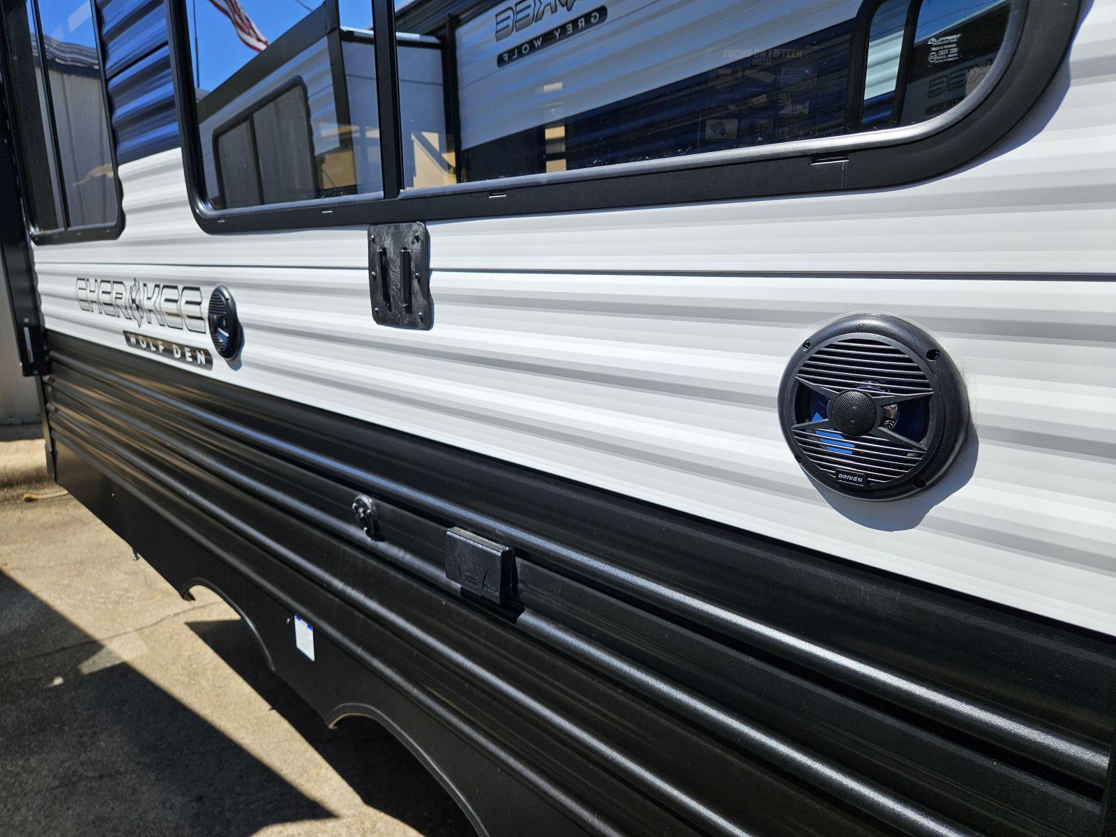 2026 Forest River RV 2026 Forest River RV Cherokee Wolf Den - thumbnail 24