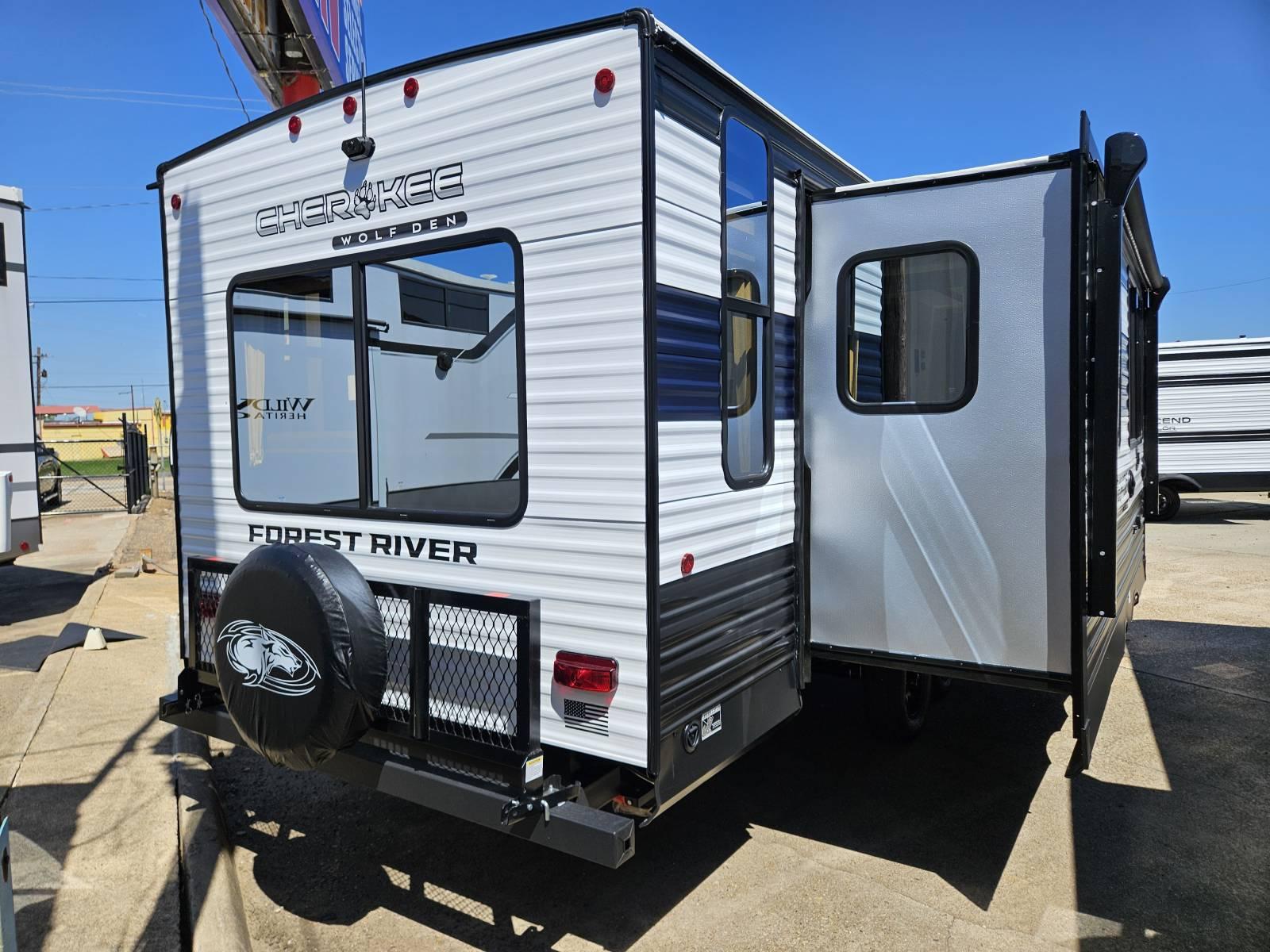 2026 Forest River RV 2026 Forest River RV Cherokee Wolf Den - thumbnail 29