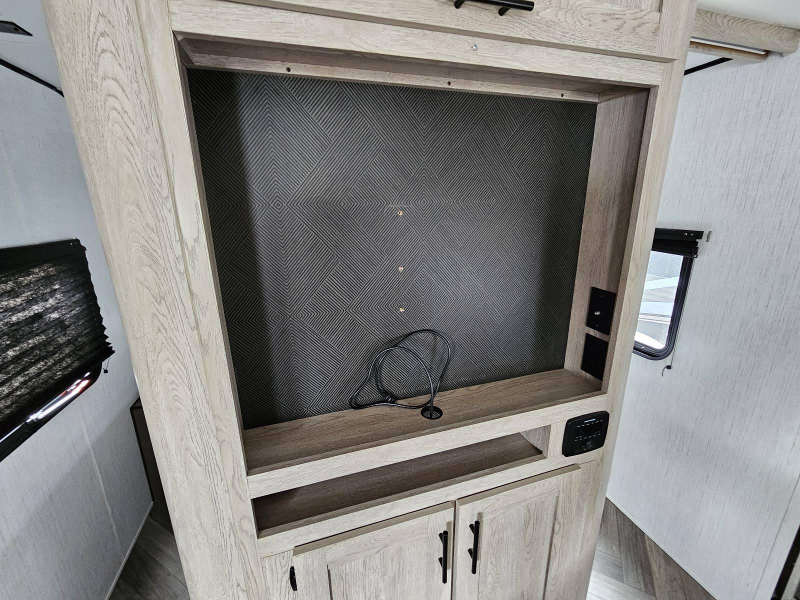 2022 Heartland 2022 Heartland Prowler - thumbnail 5