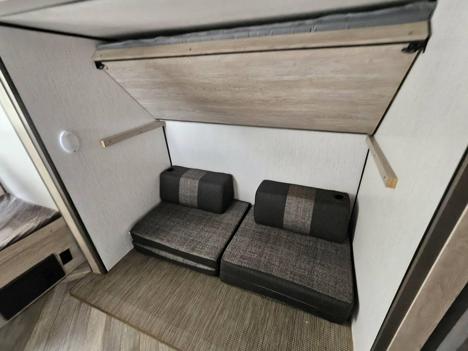 2022 Heartland 2022 Heartland Prowler - thumbnail 14