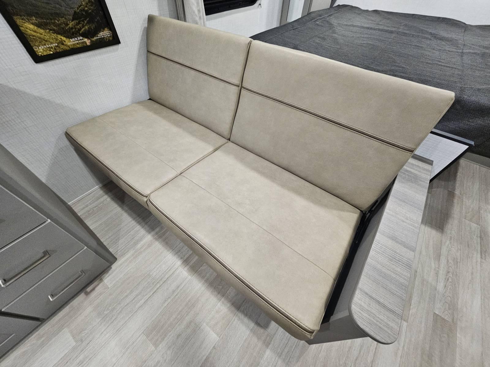 2026 Keystone 2026 Keystone Hideout - thumbnail 6