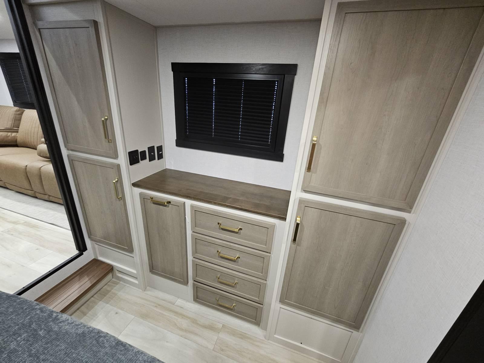 2026 Forest River RV 2026 Forest River RV Wildwood Heritage Glen - thumbnail 22