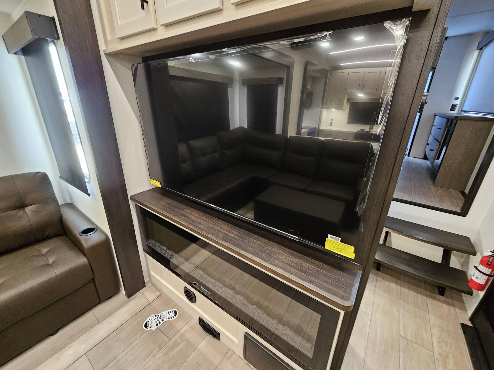 2026 Cherokee 2026 Cherokee Arctic Wolf - thumbnail 8