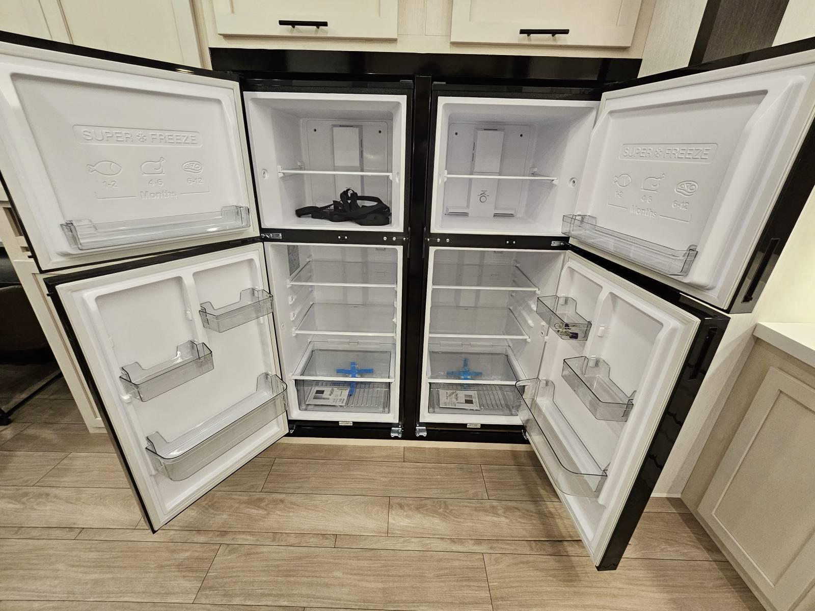 2026 Cherokee 2026 Cherokee Arctic Wolf - thumbnail 13