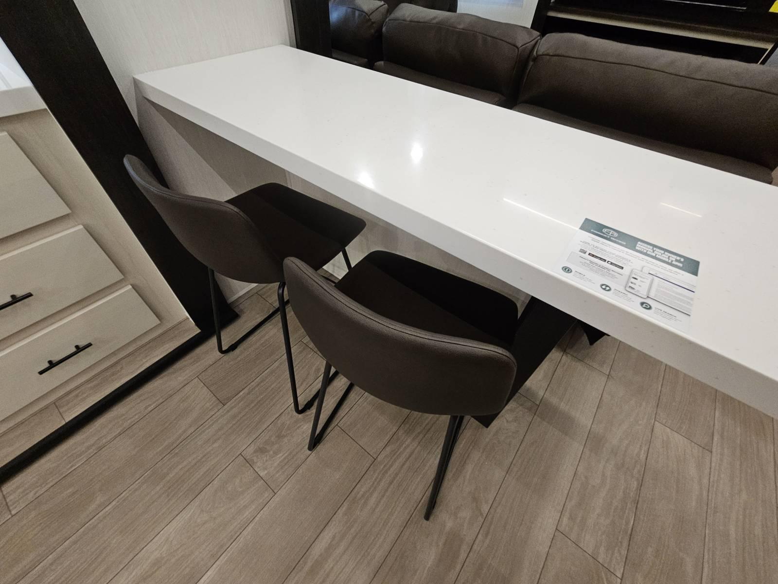 2026 Cherokee 2026 Cherokee Arctic Wolf - thumbnail 15