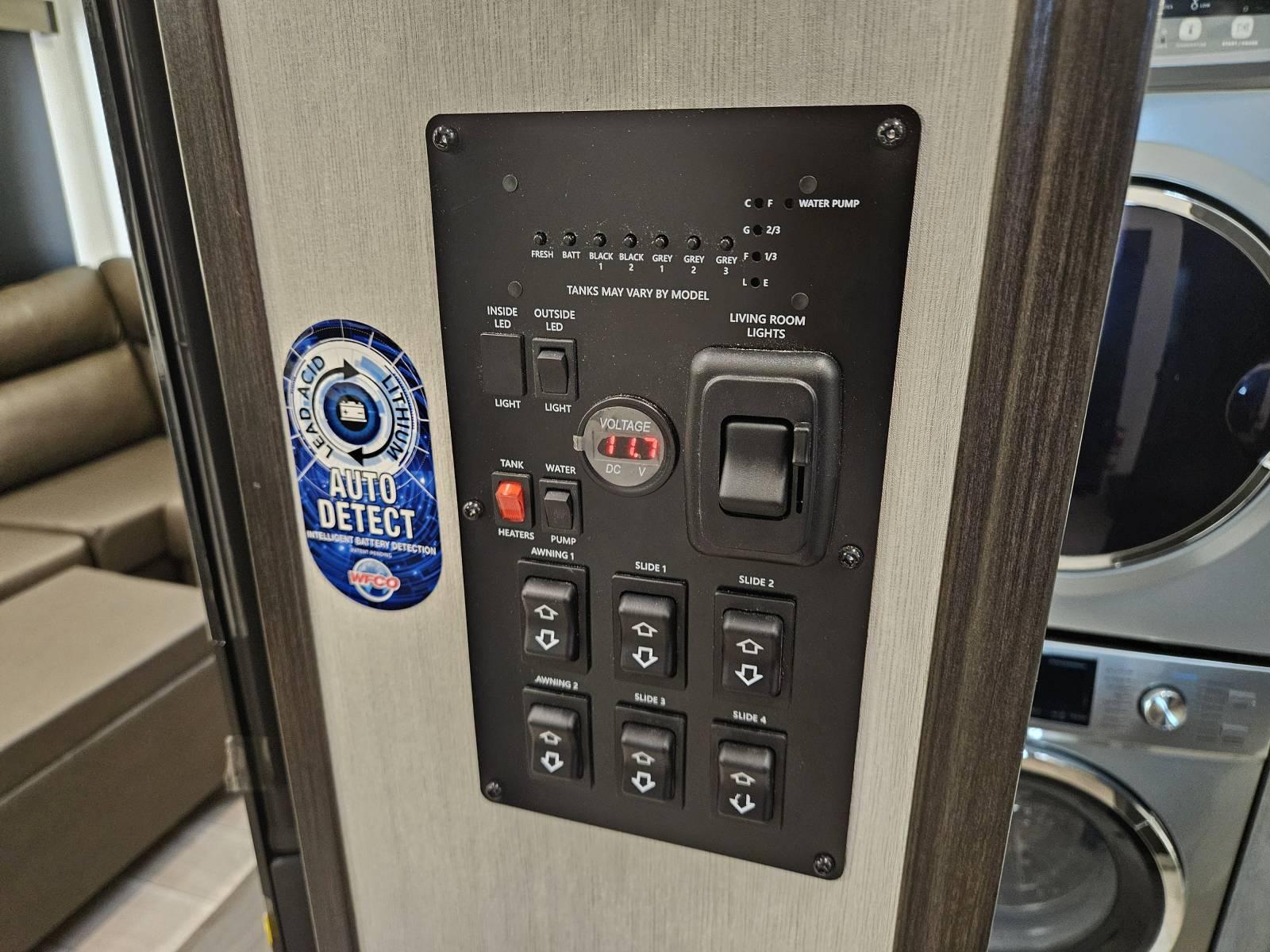 2026 Cherokee 2026 Cherokee Arctic Wolf - thumbnail 30