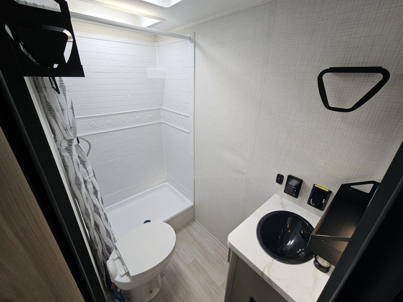 2026 Keystone 2026 Keystone Hideout - thumbnail 16