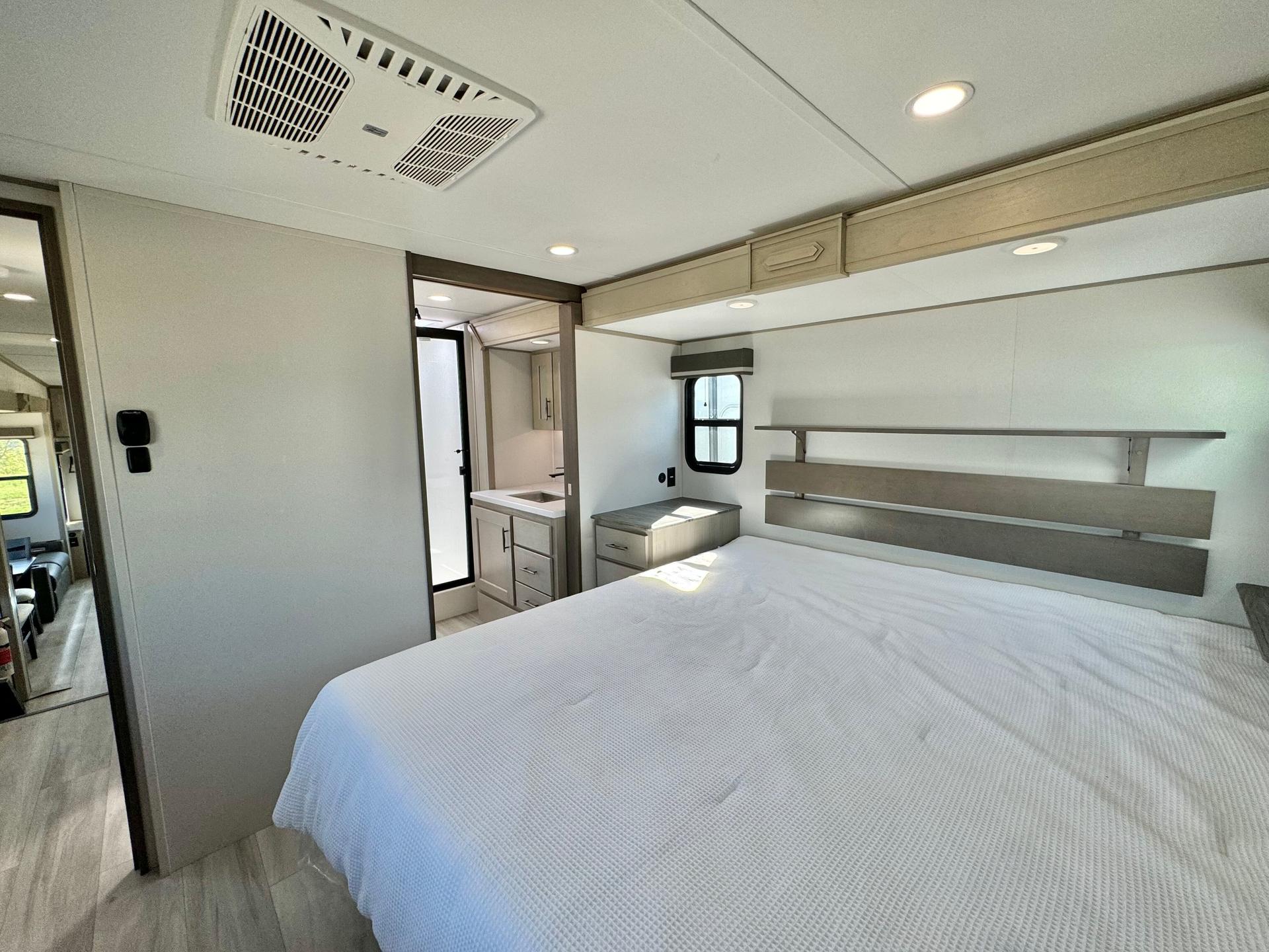 2025 Grand Design 2025 Grand Design Influence - thumbnail 41