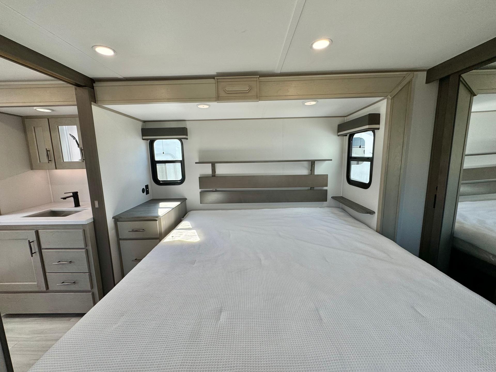 2025 Grand Design 2025 Grand Design Influence - thumbnail 42